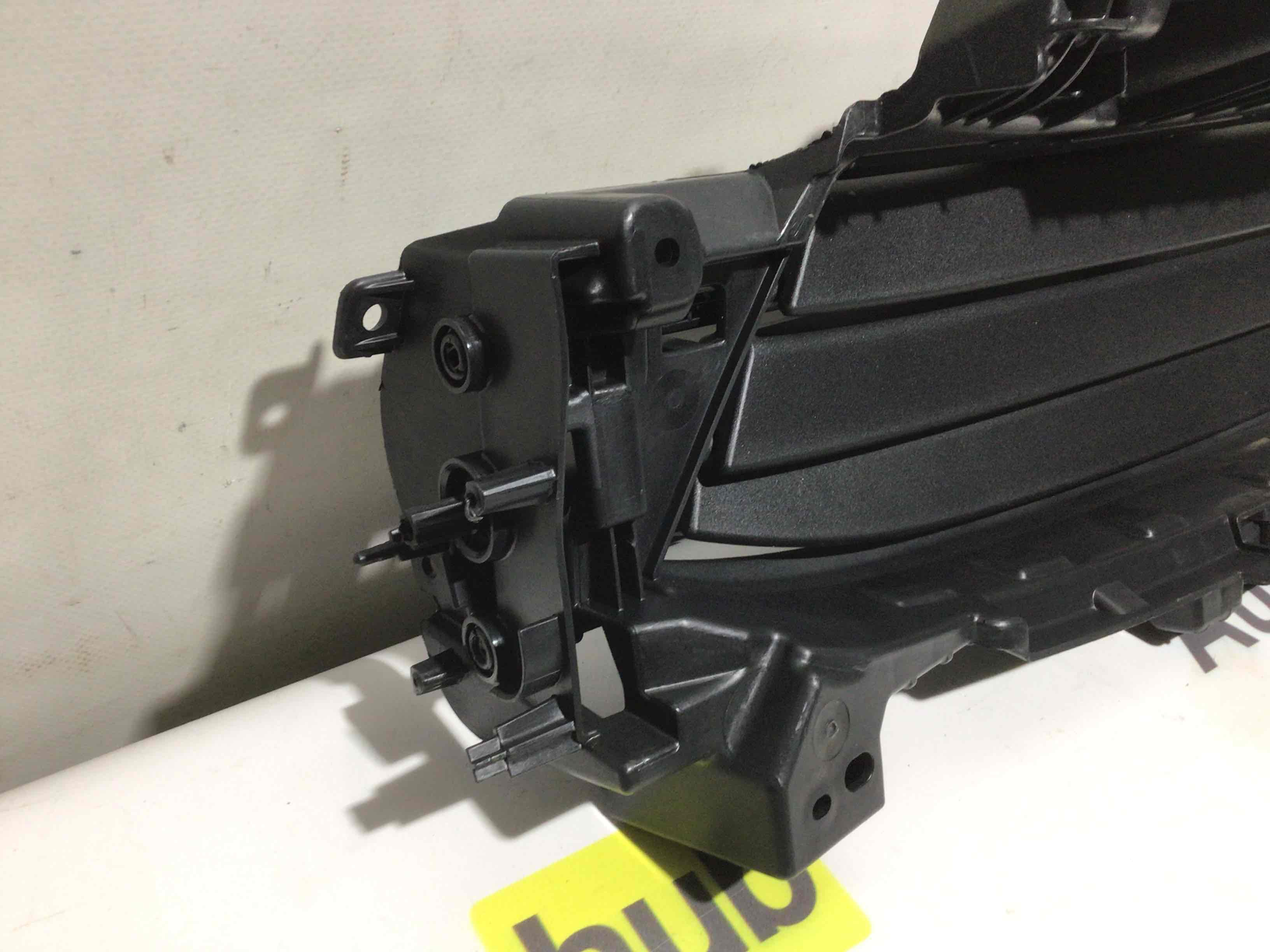 Жалюзи радиатора Porsche Macan 231225-004