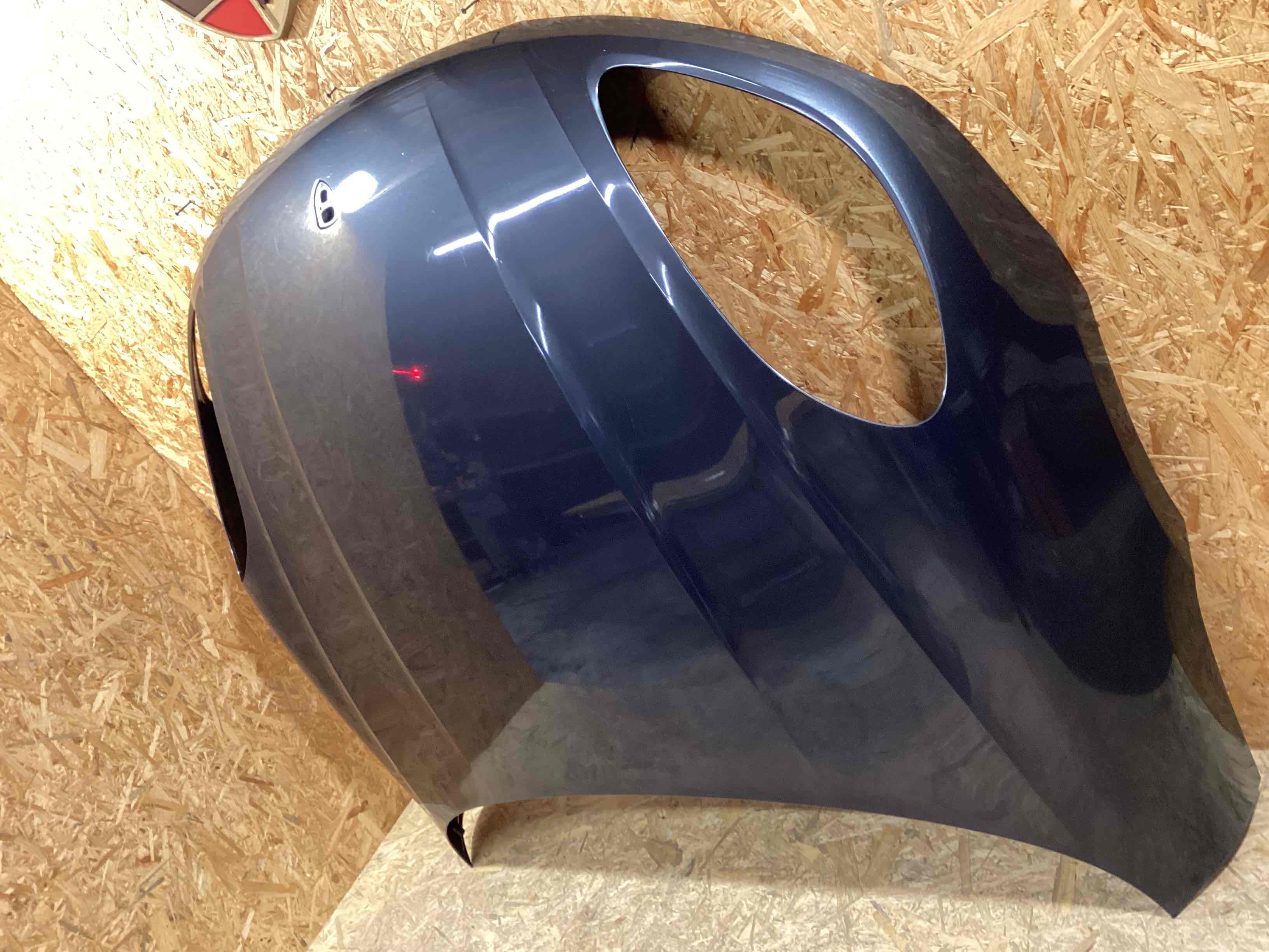 Капот Porsche Macan 240226-101