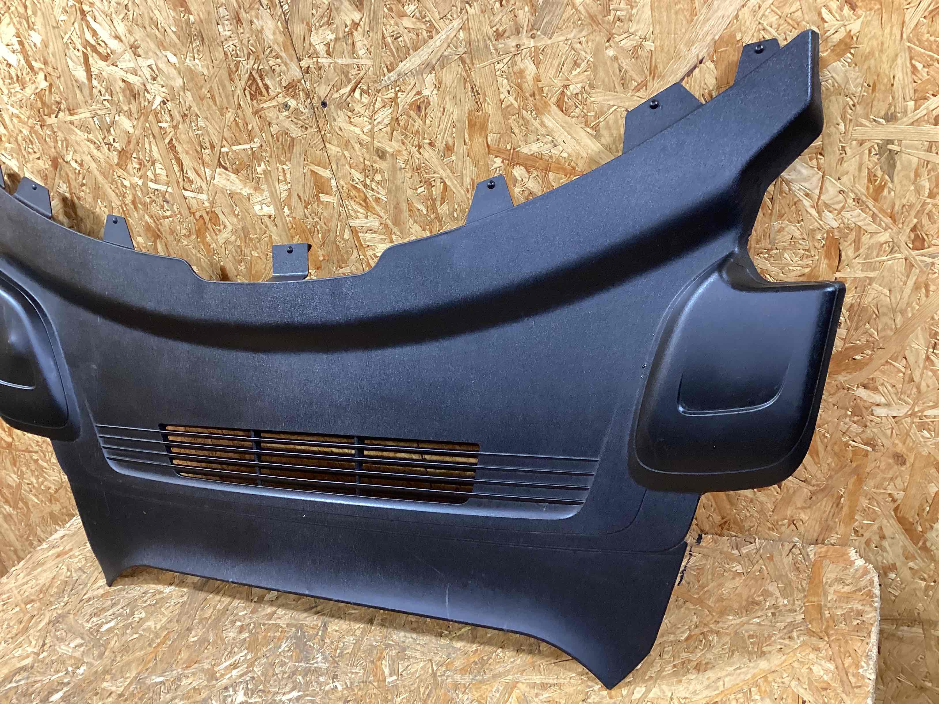 Пластик моторного отсека Porsche 911 240226-102