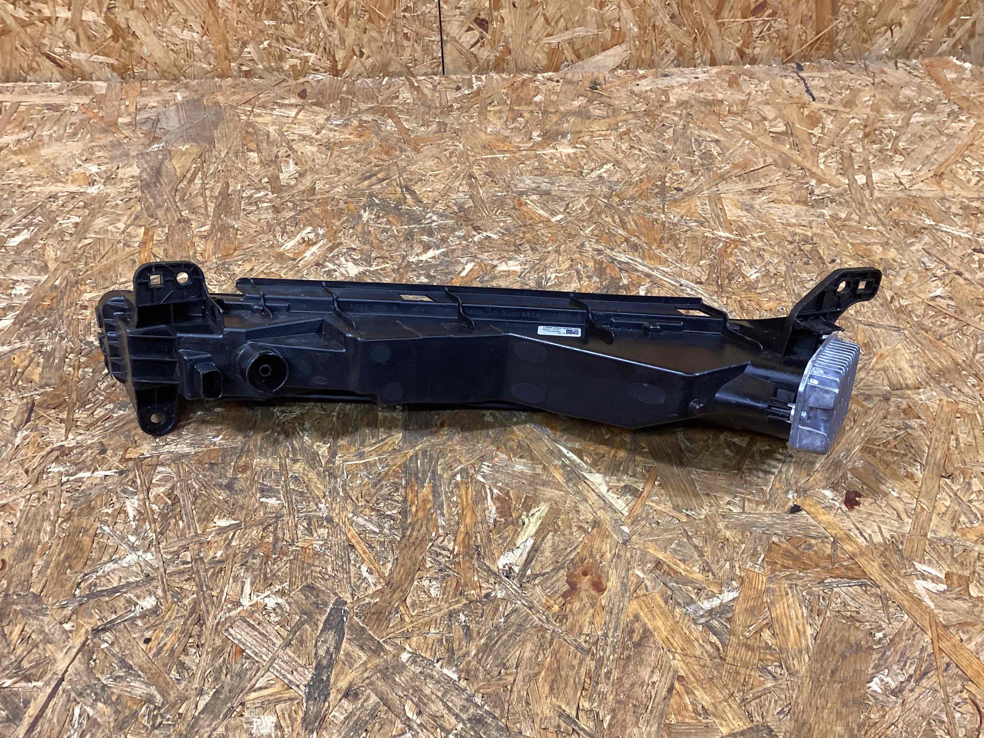 Фара противотуманная Porsche Cayenne 240226-108