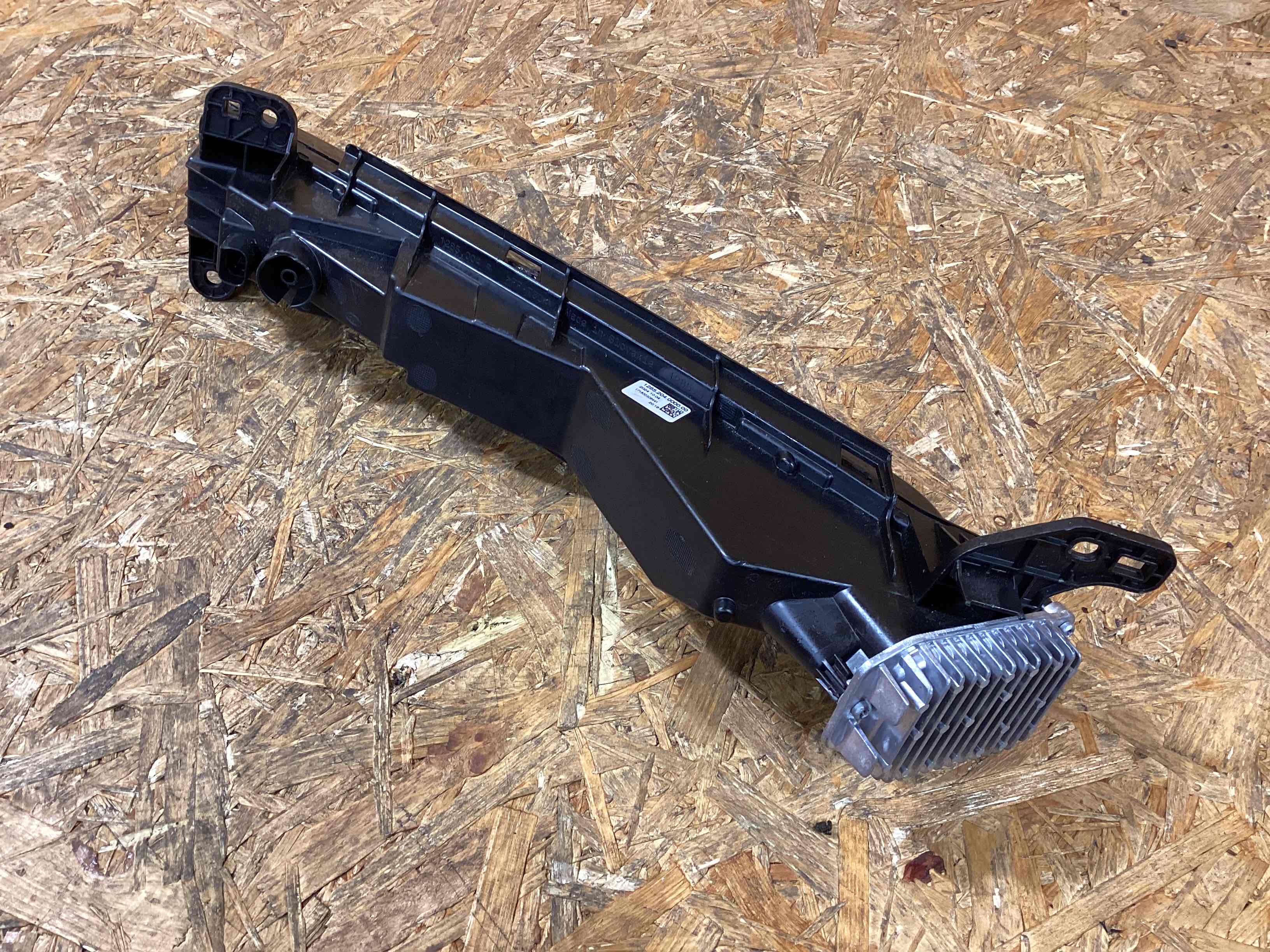 Фара противотуманная Porsche Cayenne 240226-108