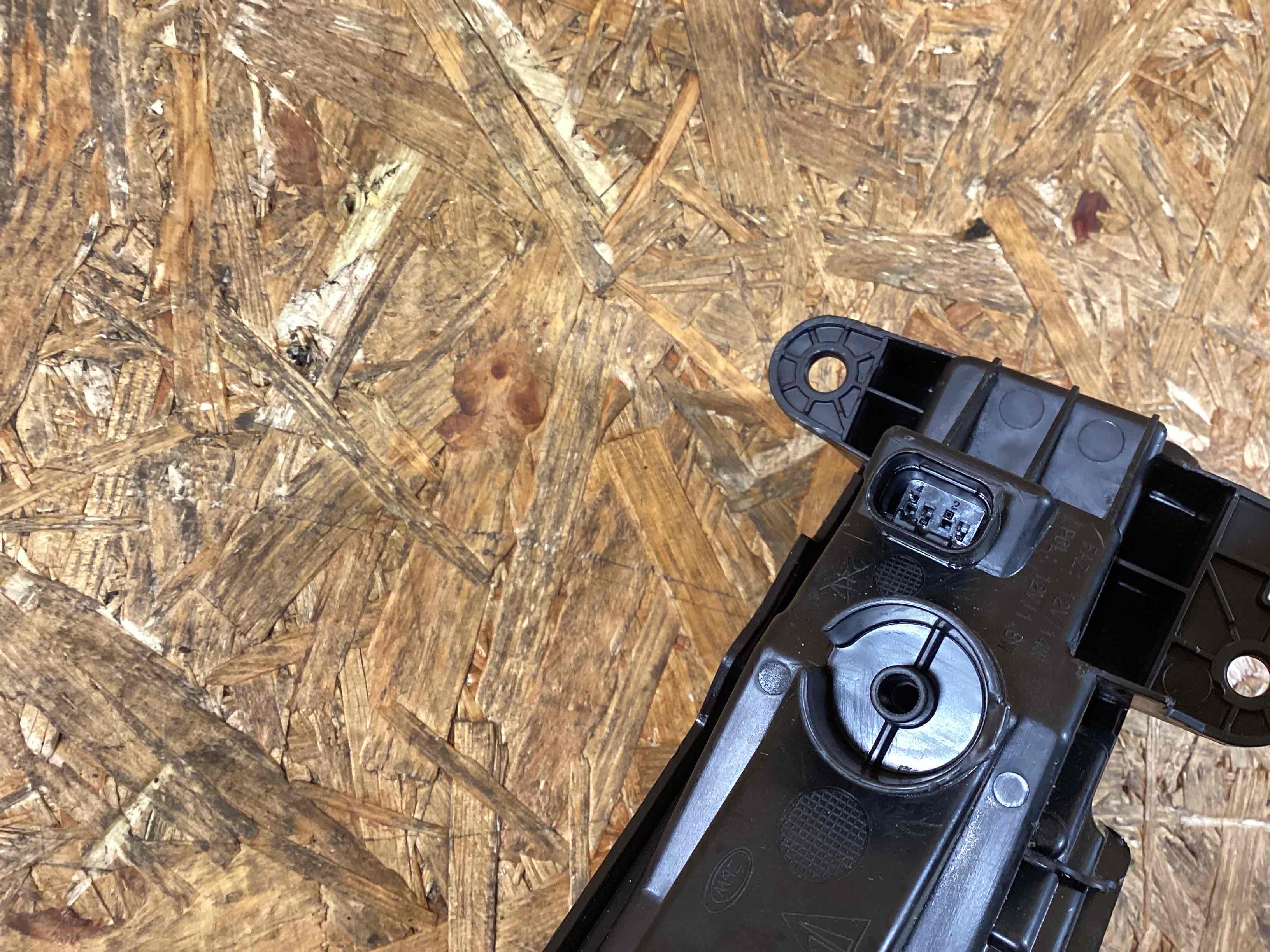 Фара противотуманная Porsche Cayenne 240226-108