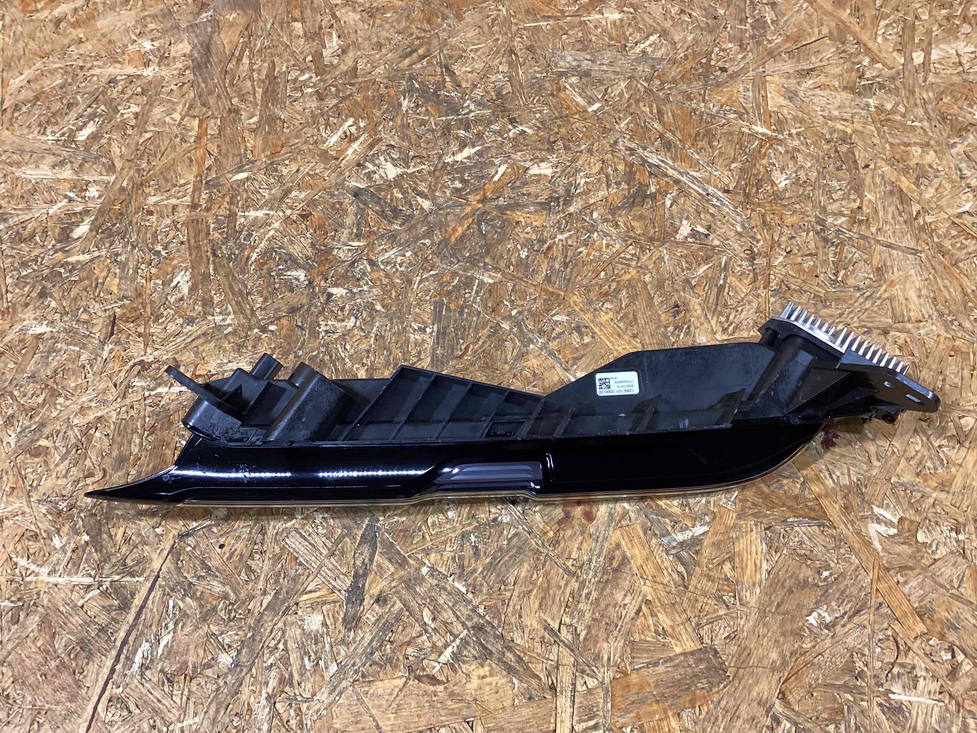 Фара противотуманная Porsche Cayenne 240226-110