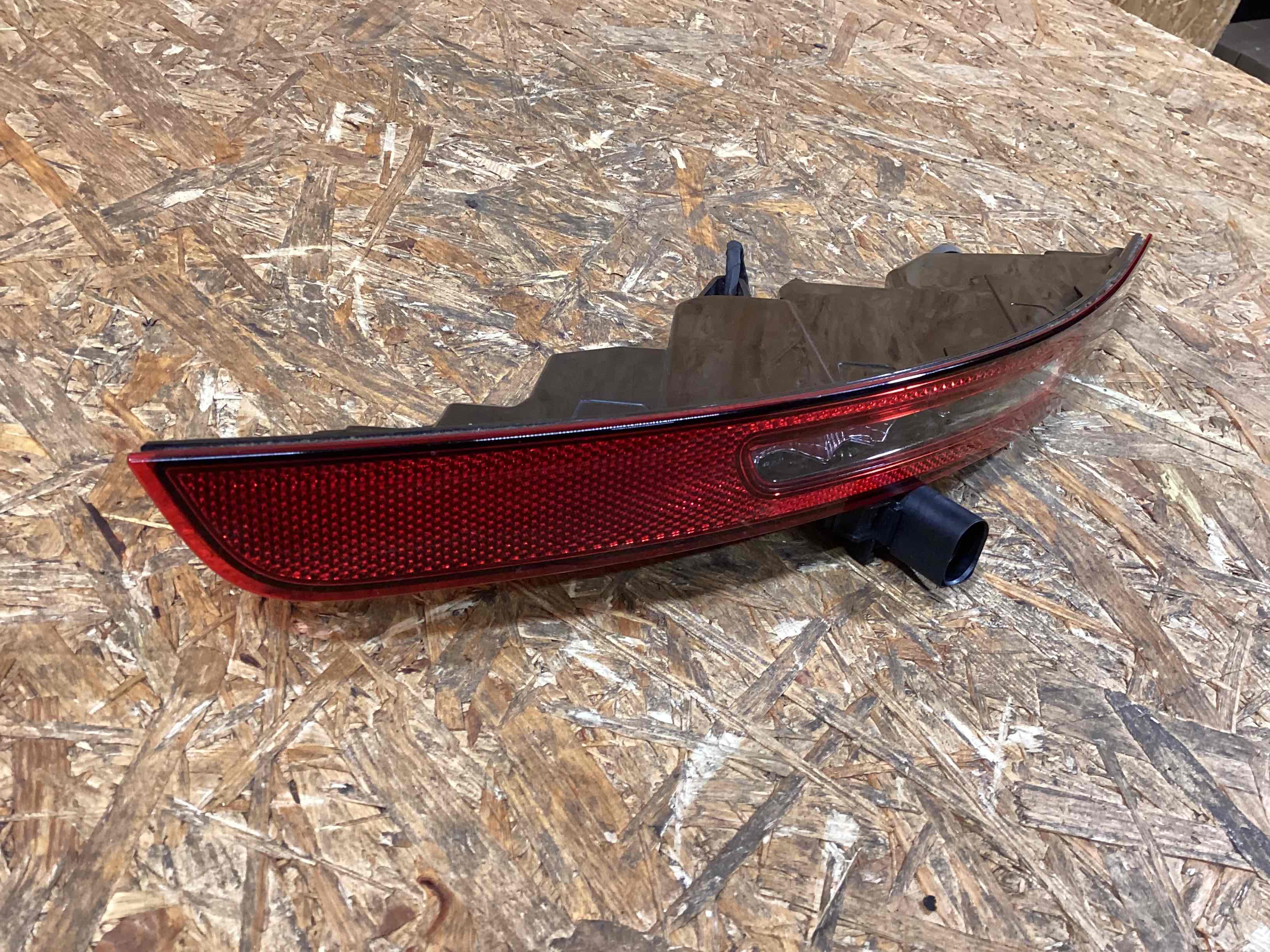 Фара противотуманная Porsche Macan 240226-111