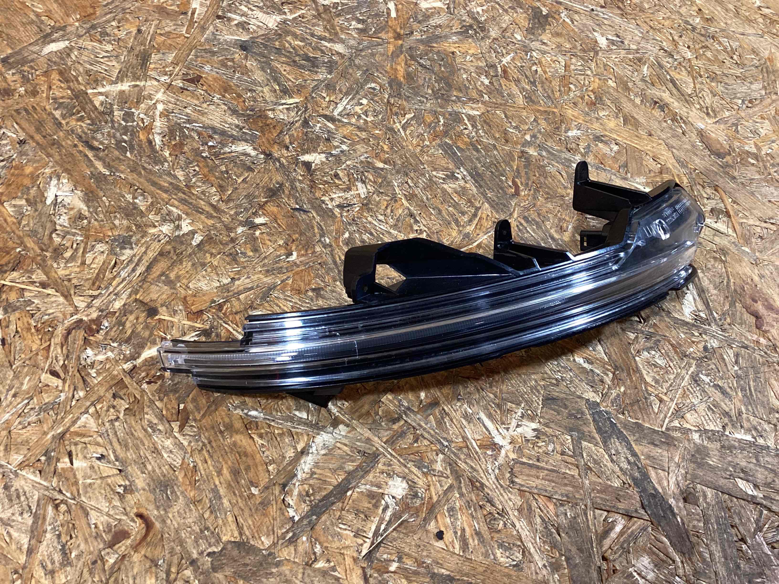 Фонарь (указатель/повторитель поворота, поворотник) Porsche Cayenne 240226-112