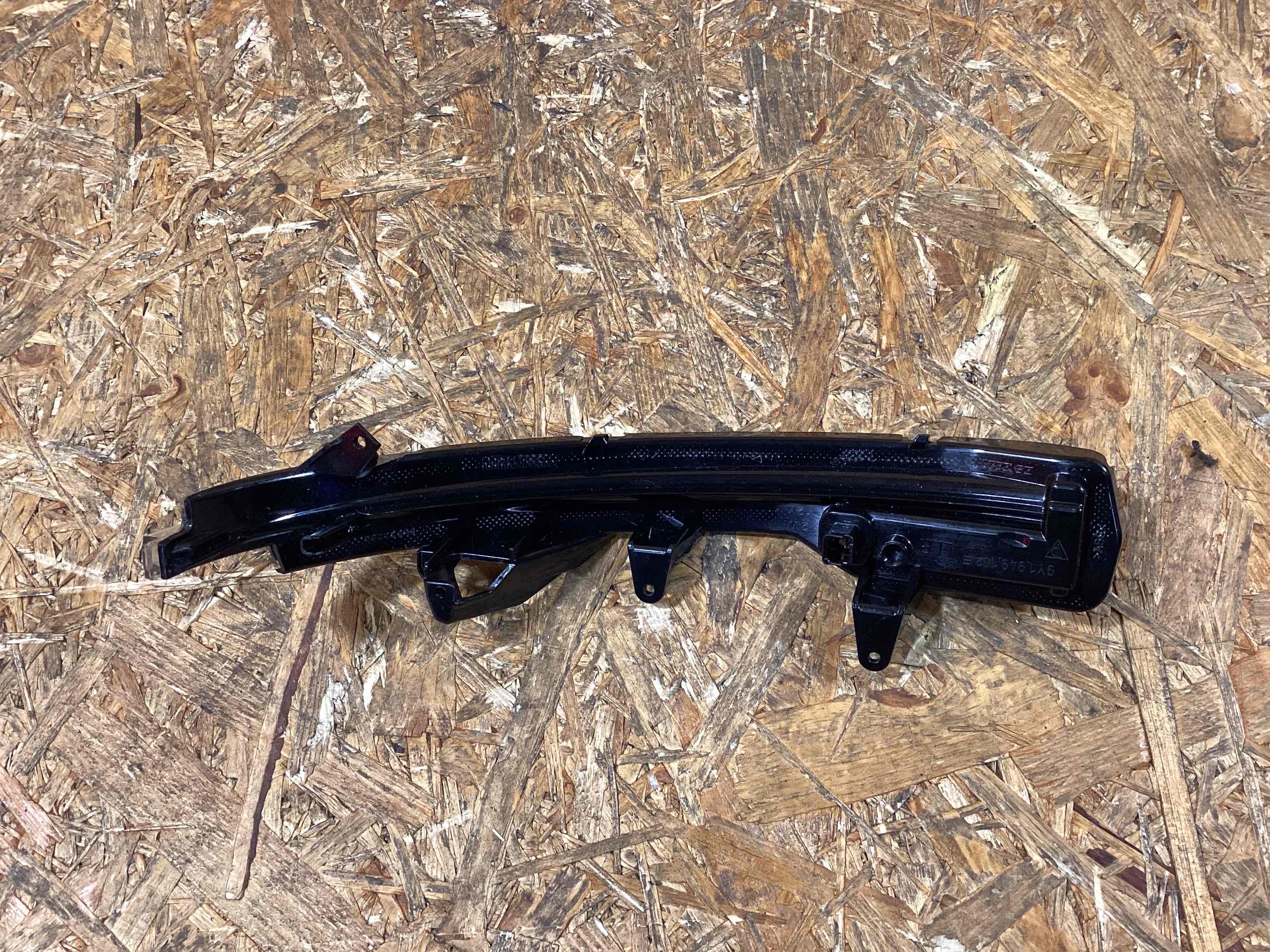 Фонарь (указатель/повторитель поворота, поворотник) Porsche Cayenne 240226-112