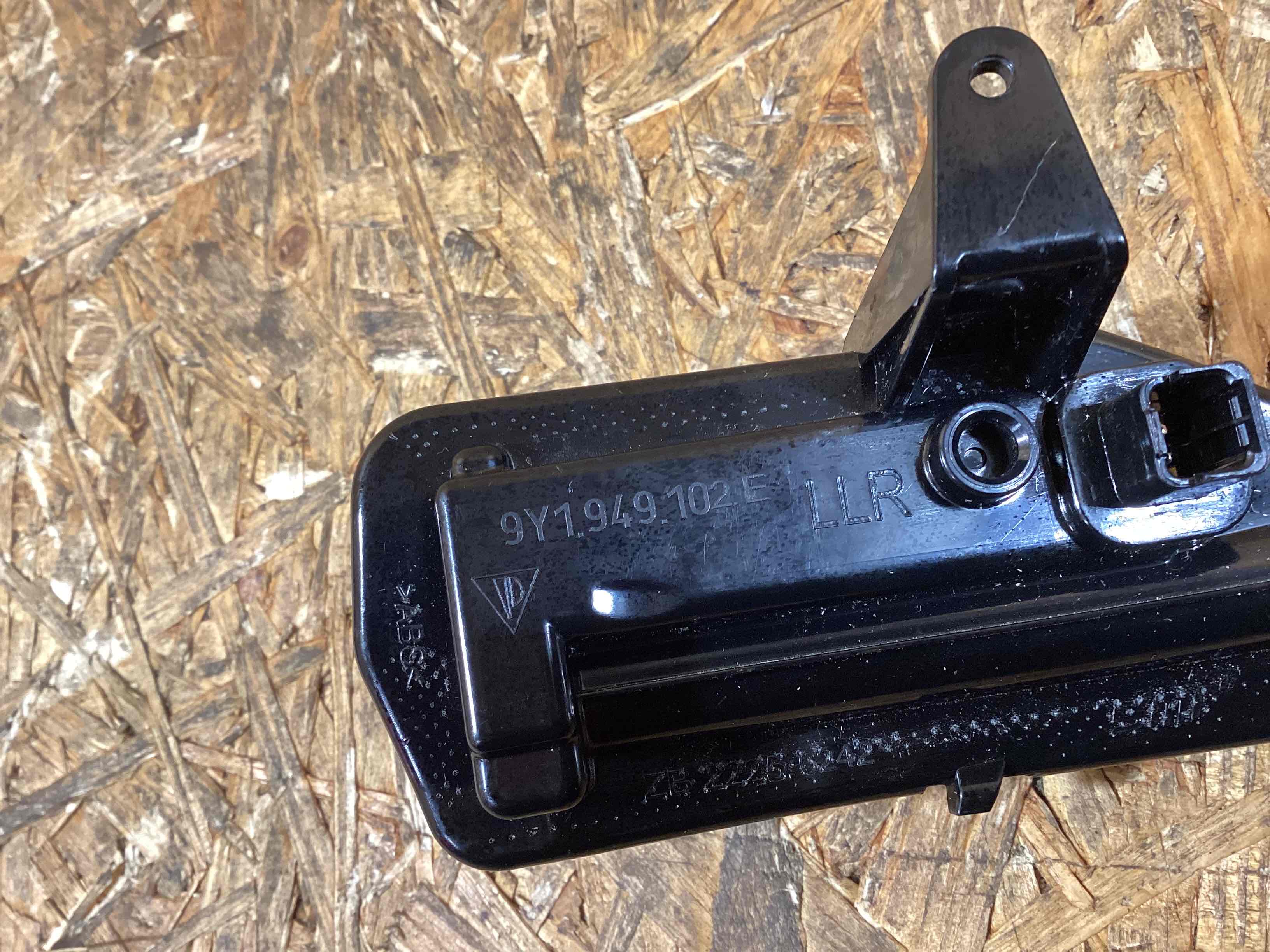 Фонарь (указатель/повторитель поворота, поворотник) Porsche Cayenne 240226-112