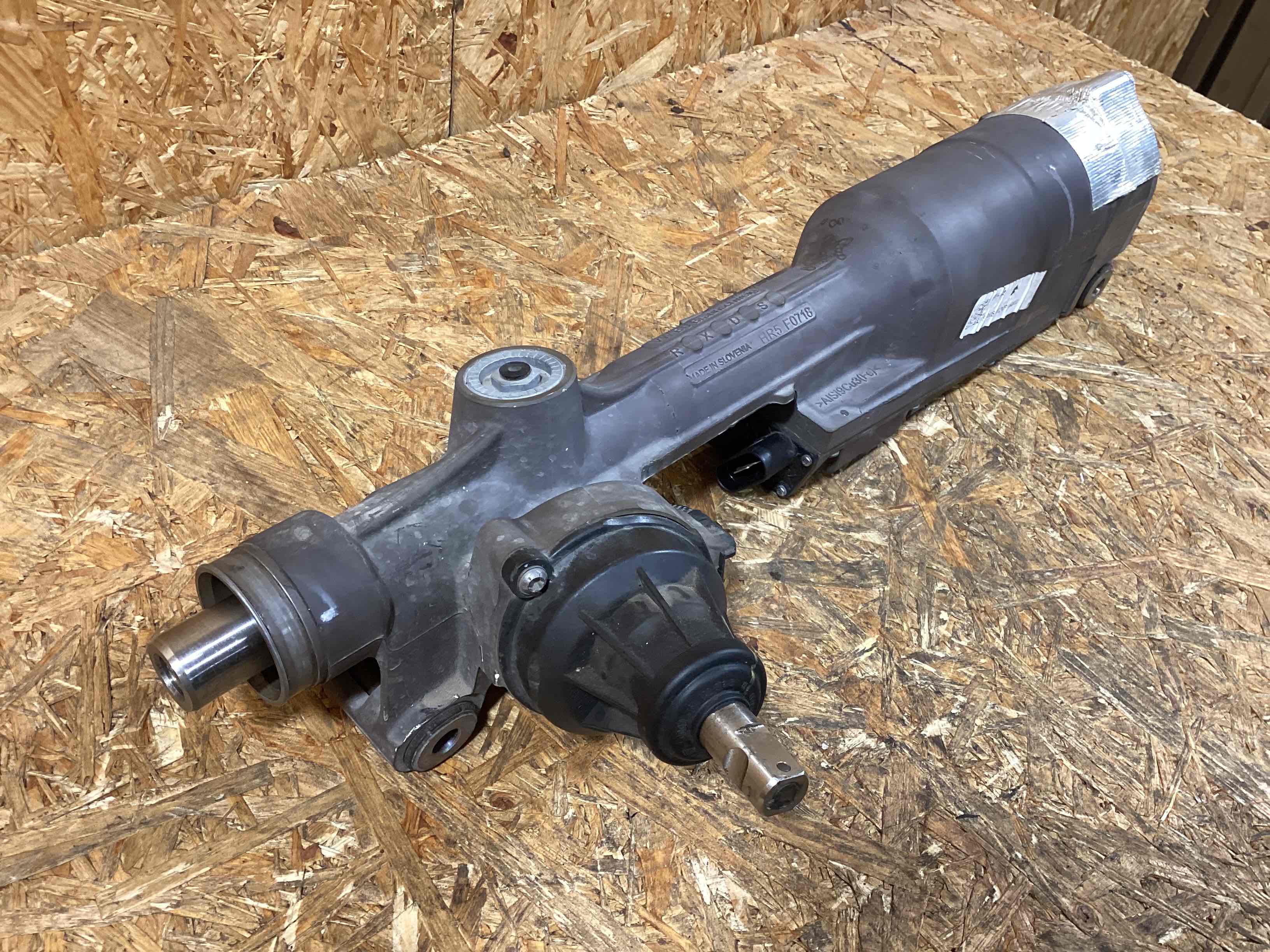 Рейка рулевая Porsche Macan 240226-114