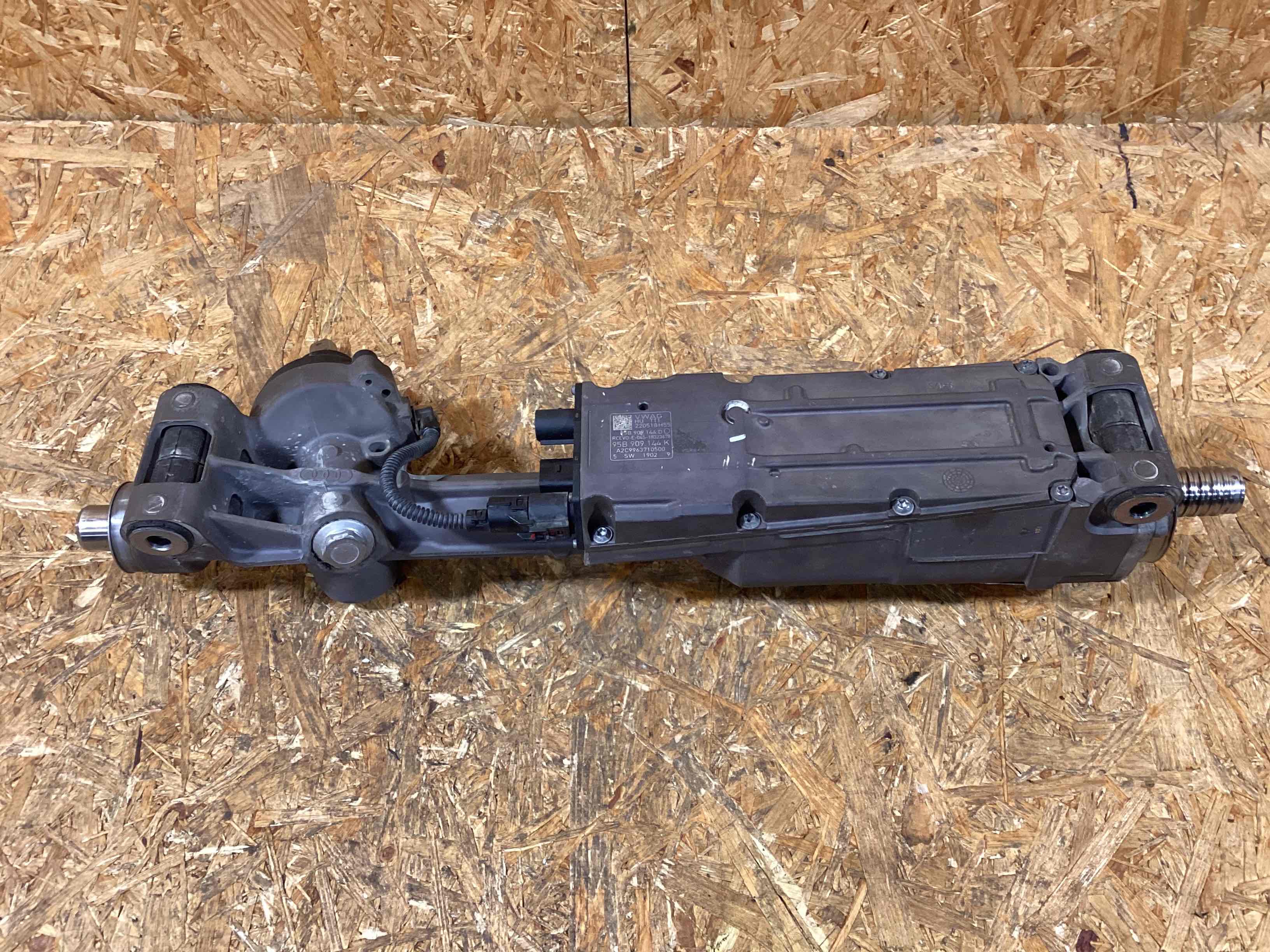 Рейка рулевая Porsche Macan 240226-114