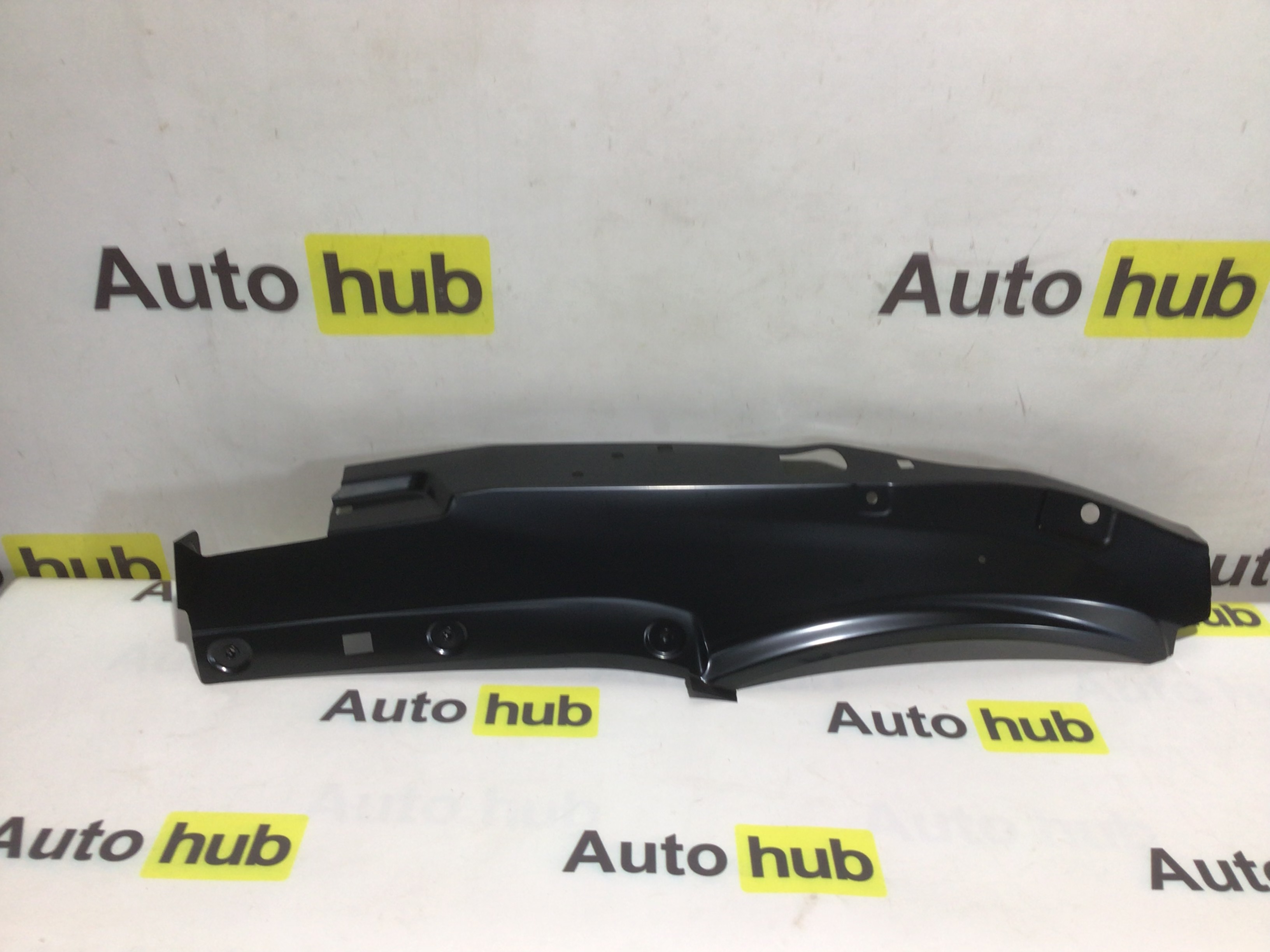 Крыло переднее правое Porsche Macan 240326-010