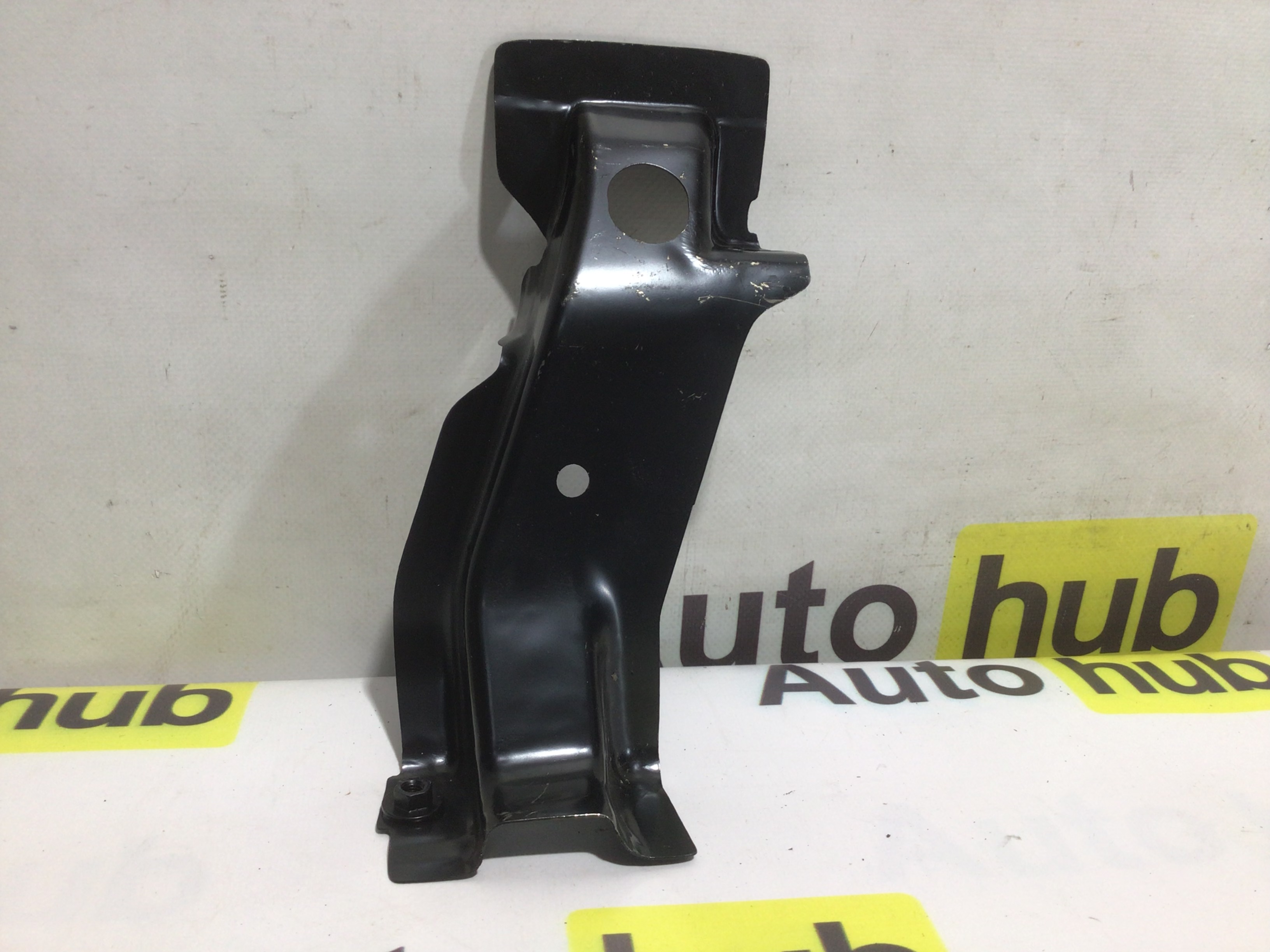 Крепление, кронштейн Porsche Macan 240326-019