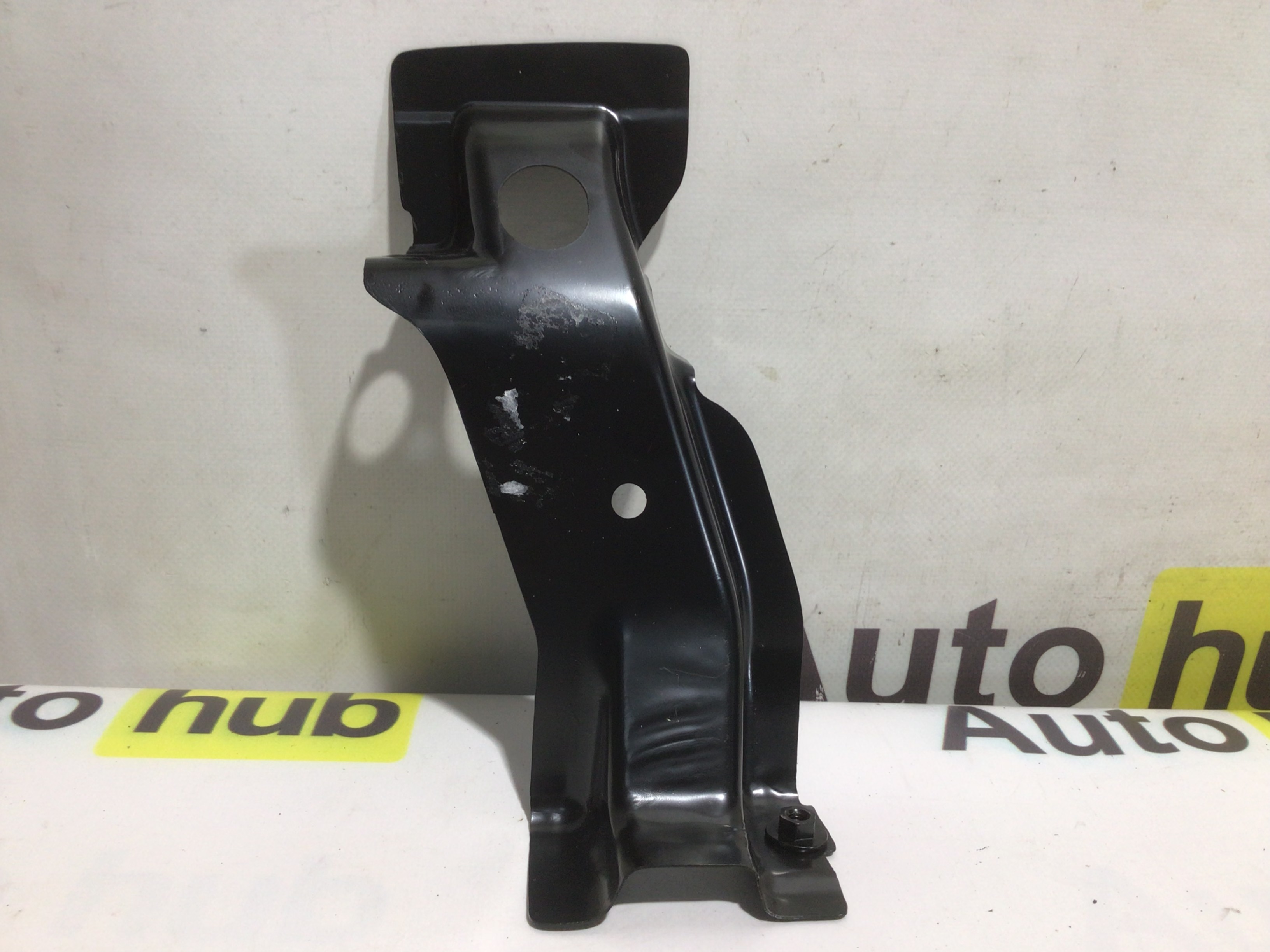 Крепление, кронштейн Porsche Macan 240326-022