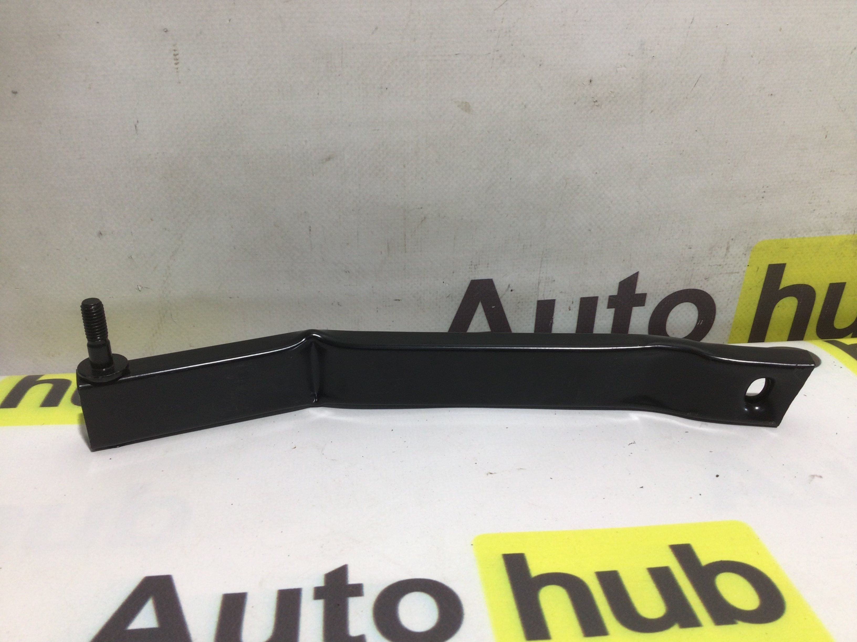 Крепление, кронштейн Porsche Macan 240326-023