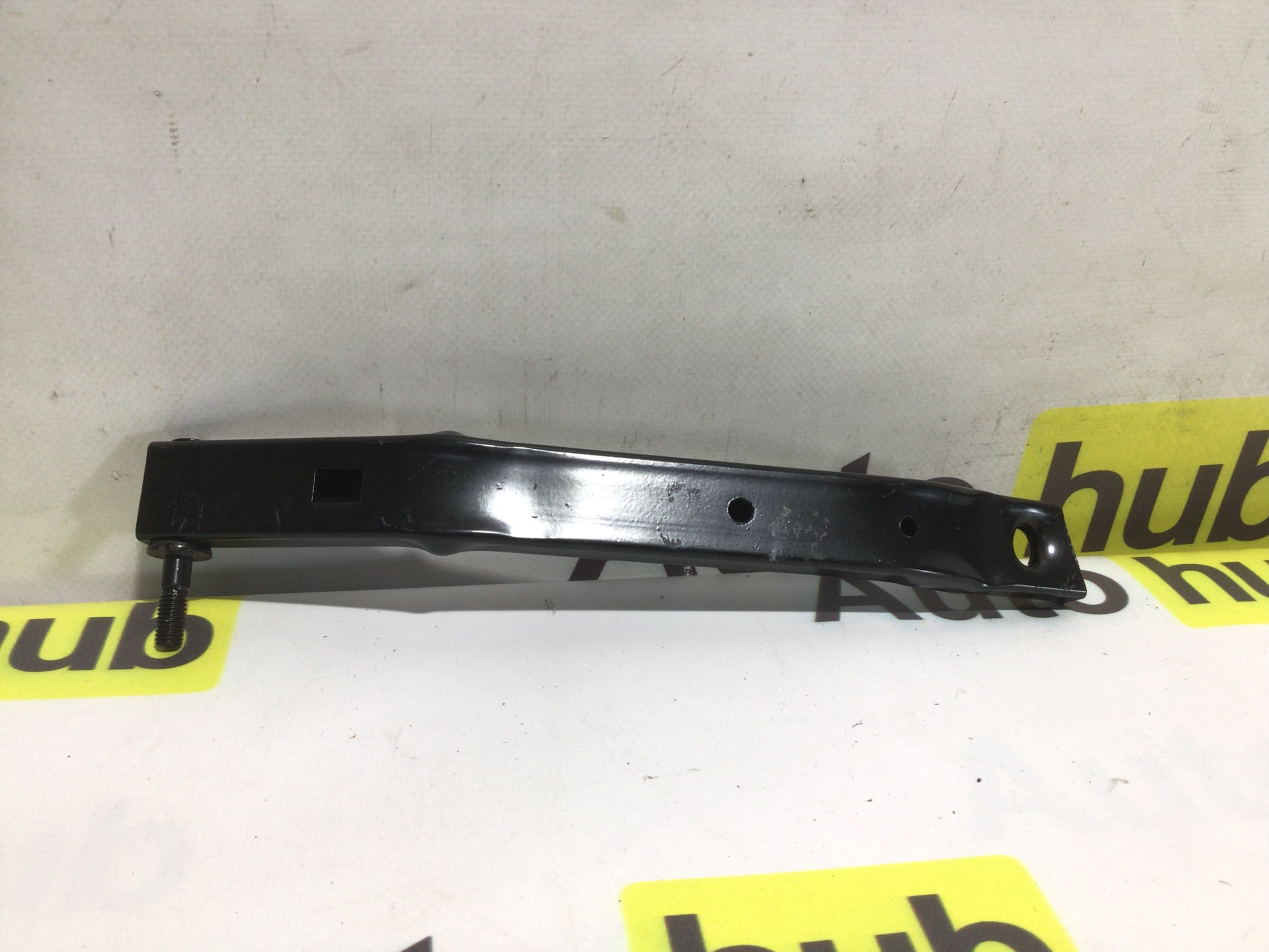 Крепление, кронштейн Porsche Macan 240326-023