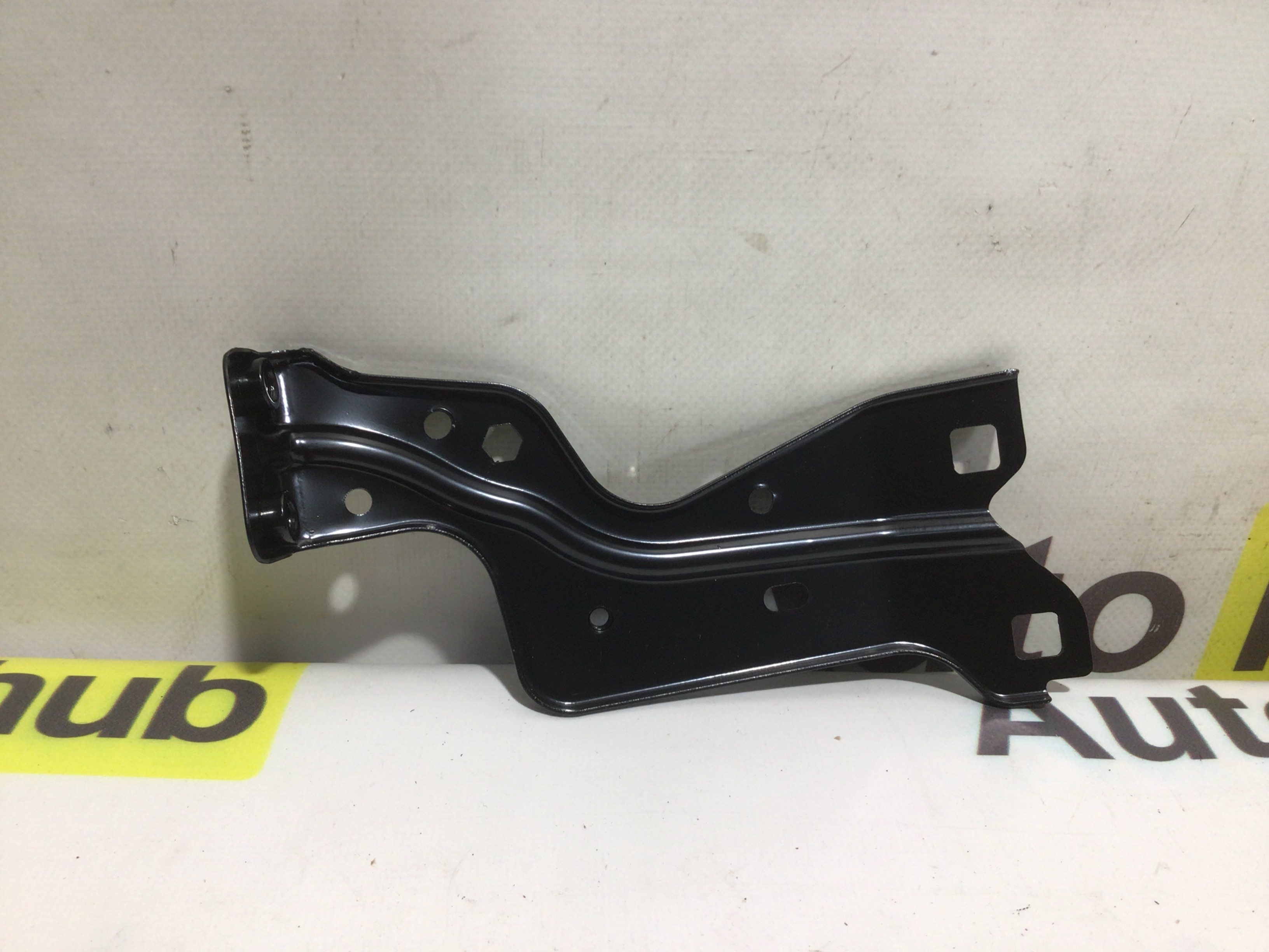 Крепление, кронштейн Porsche Macan 240326-027