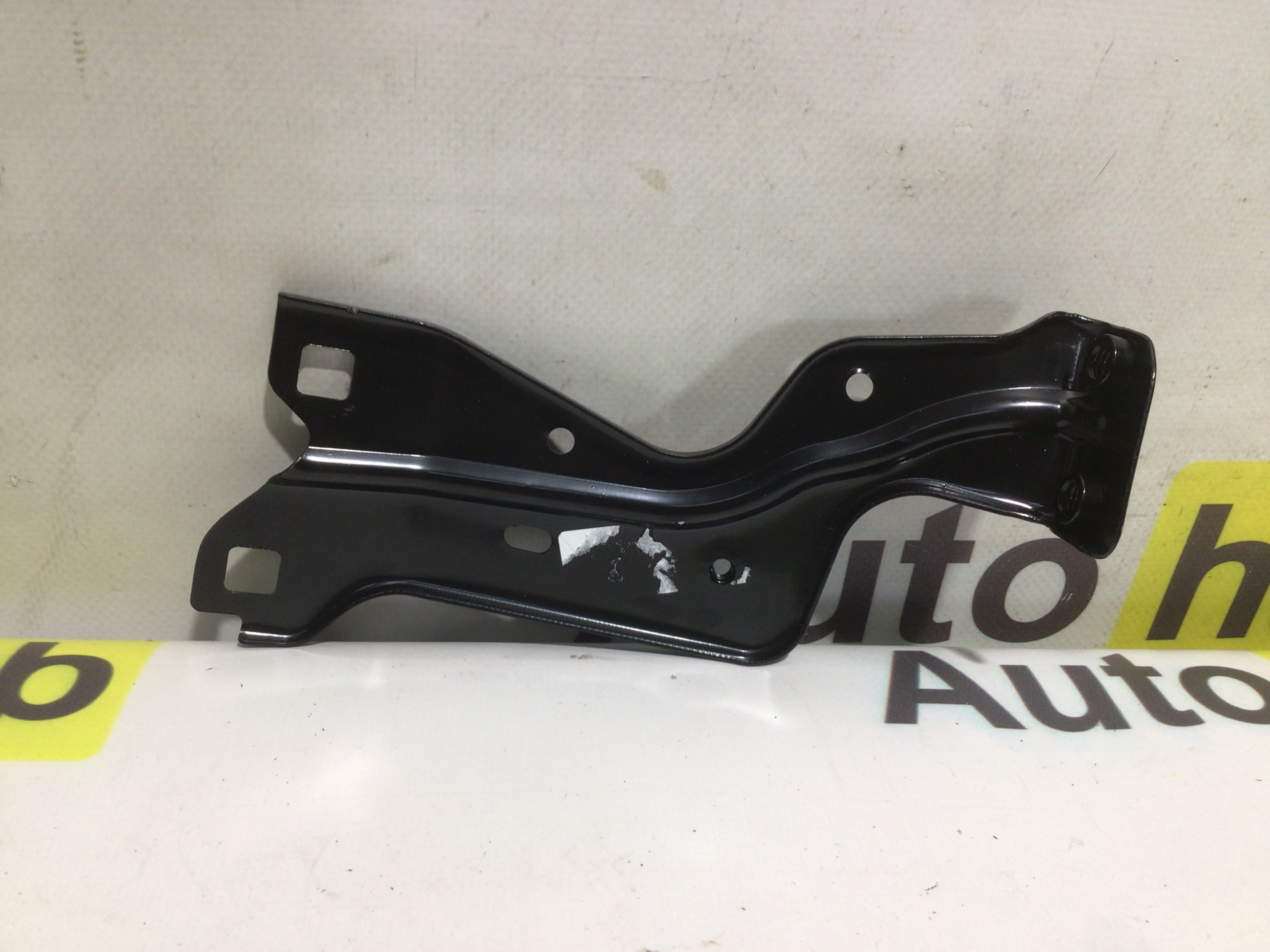 Крепление, кронштейн Porsche Macan 240326-028