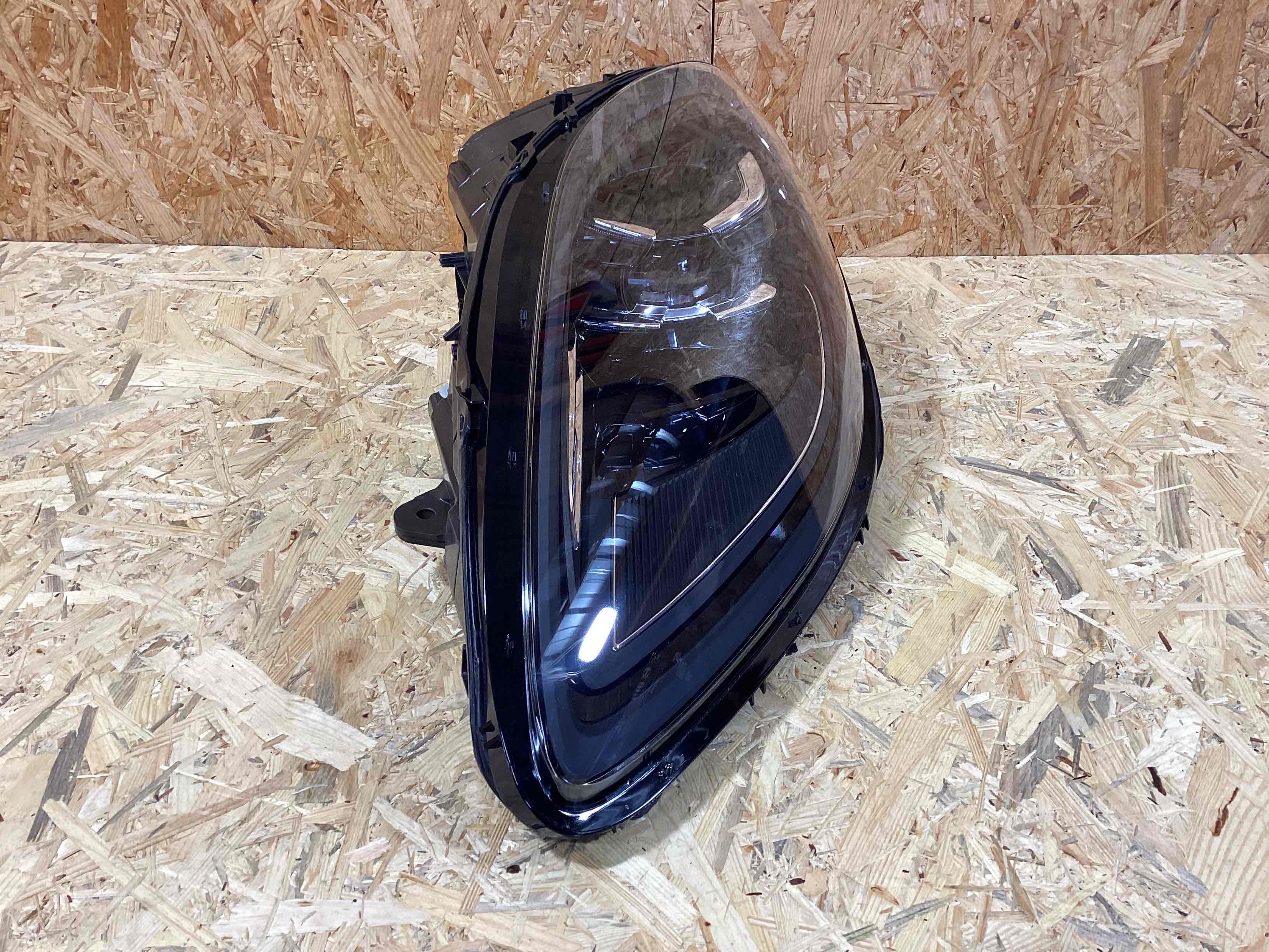 Фара левая Porsche Macan 240326-103