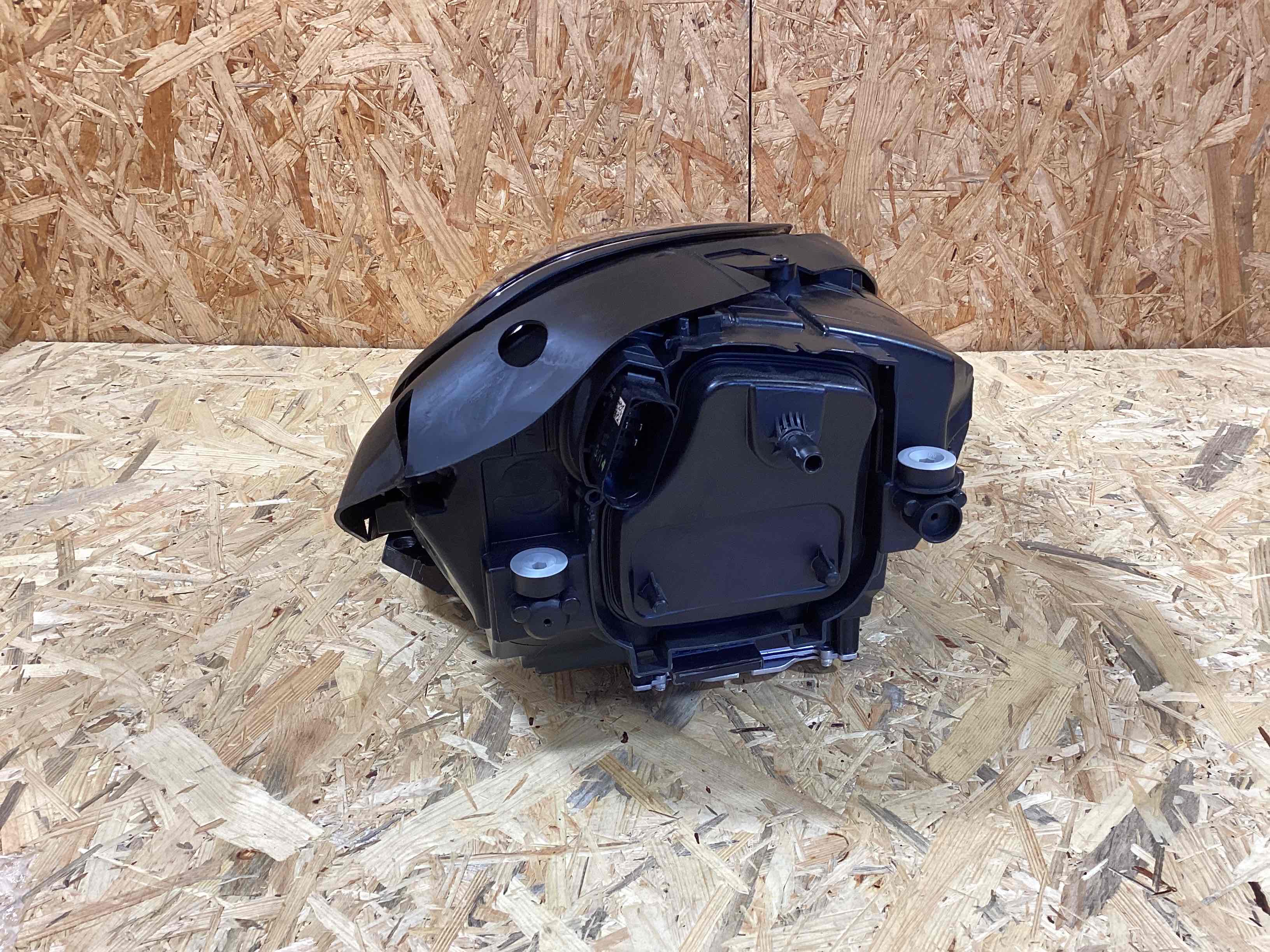 Фара левая Porsche Macan 240326-105