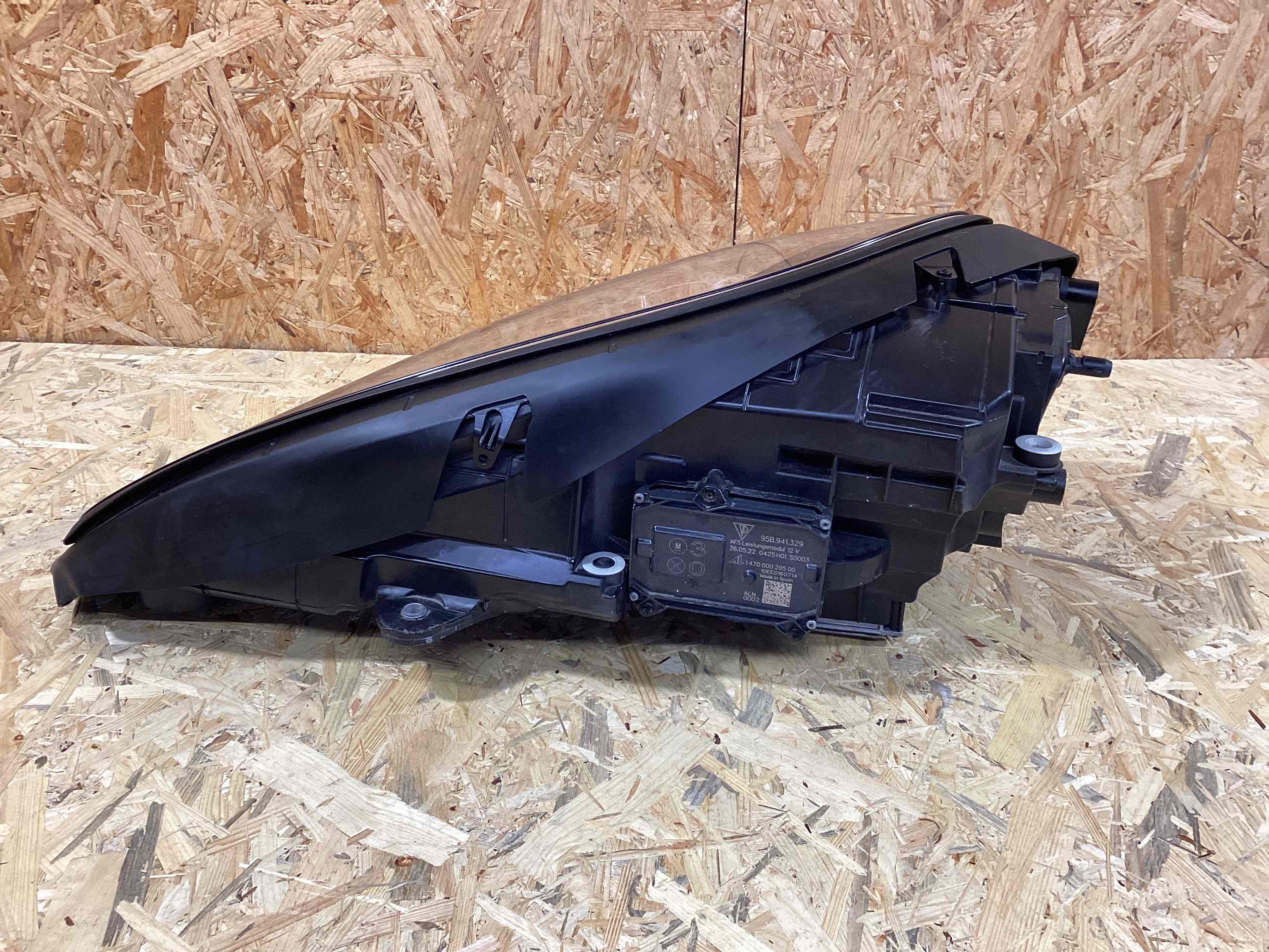 Фара левая Porsche Macan 240326-106