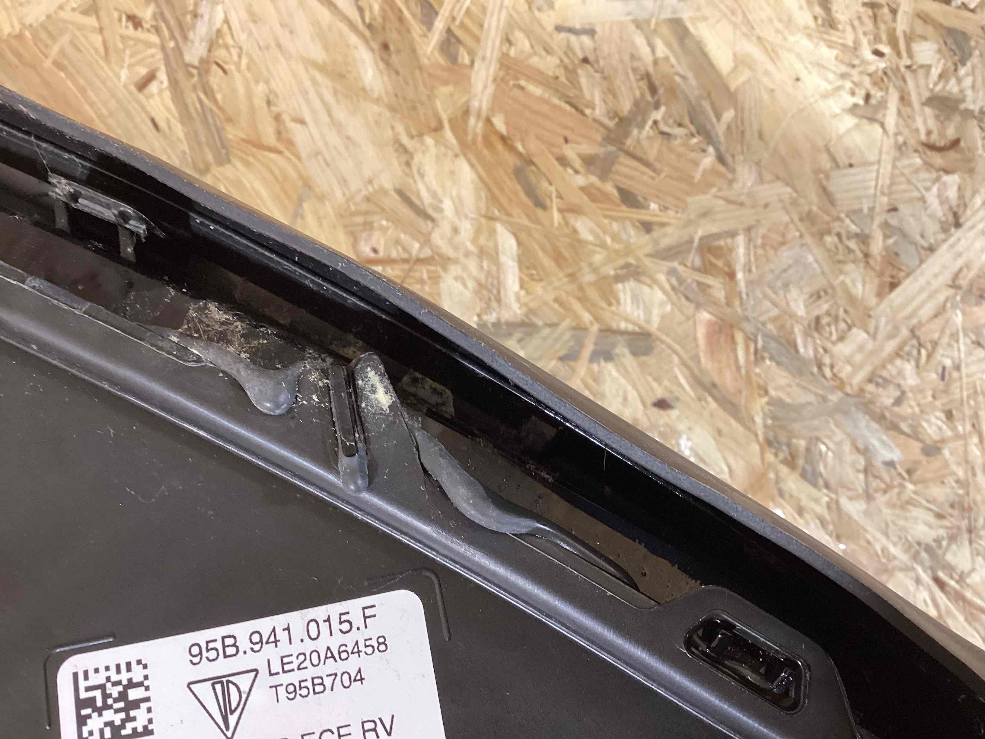 Фара правая Porsche Macan 240326-107