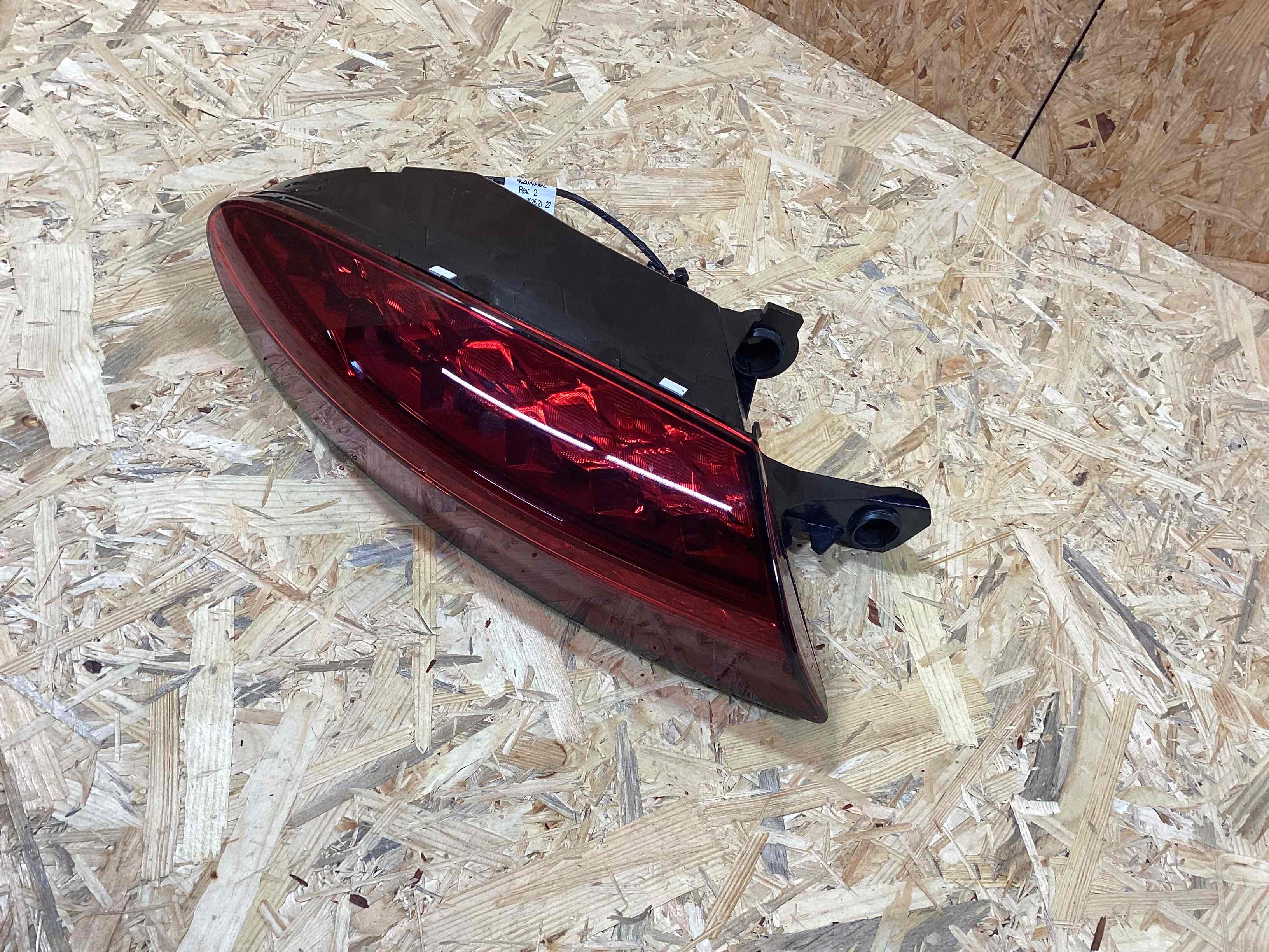 Фонарь задний левый Bentley Continental GT 240326-109