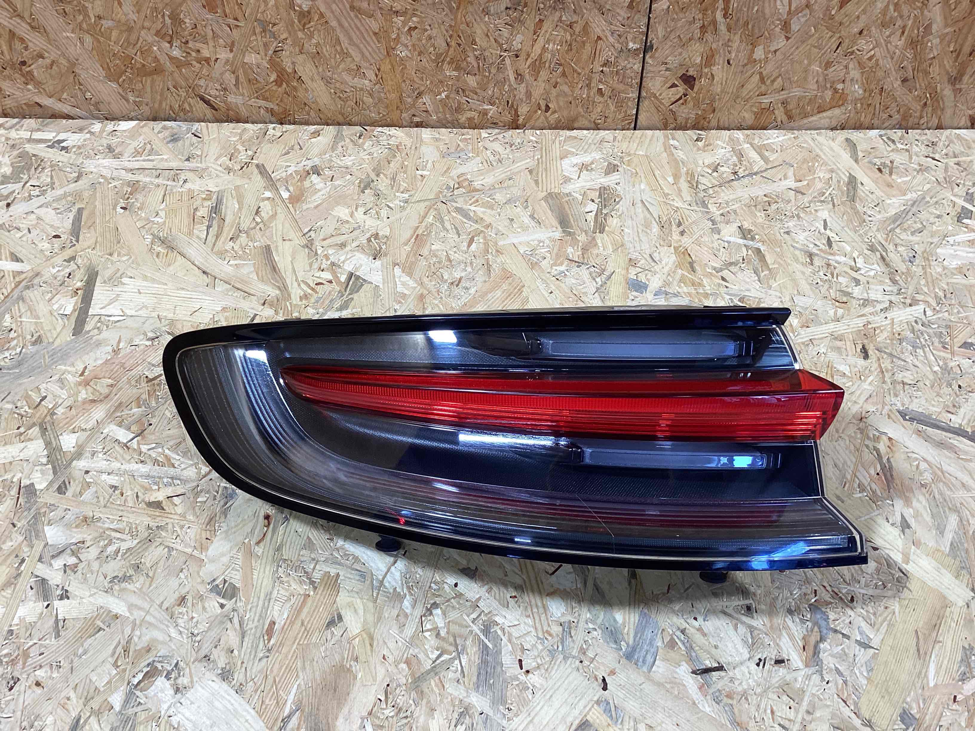 Фонарь задний левый Porsche Macan 240326-111