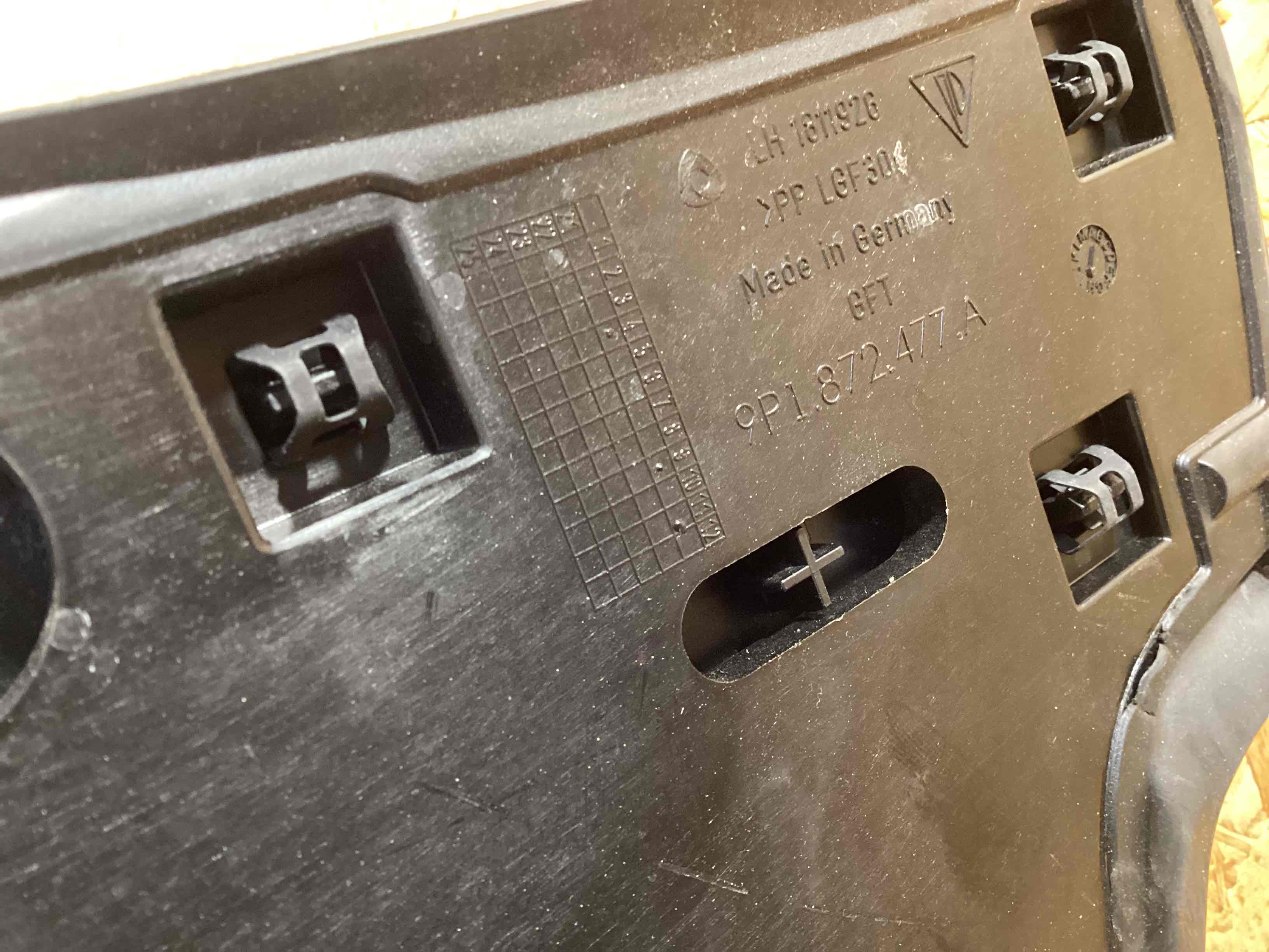 Люк (разное) Porsche 911 240326-117