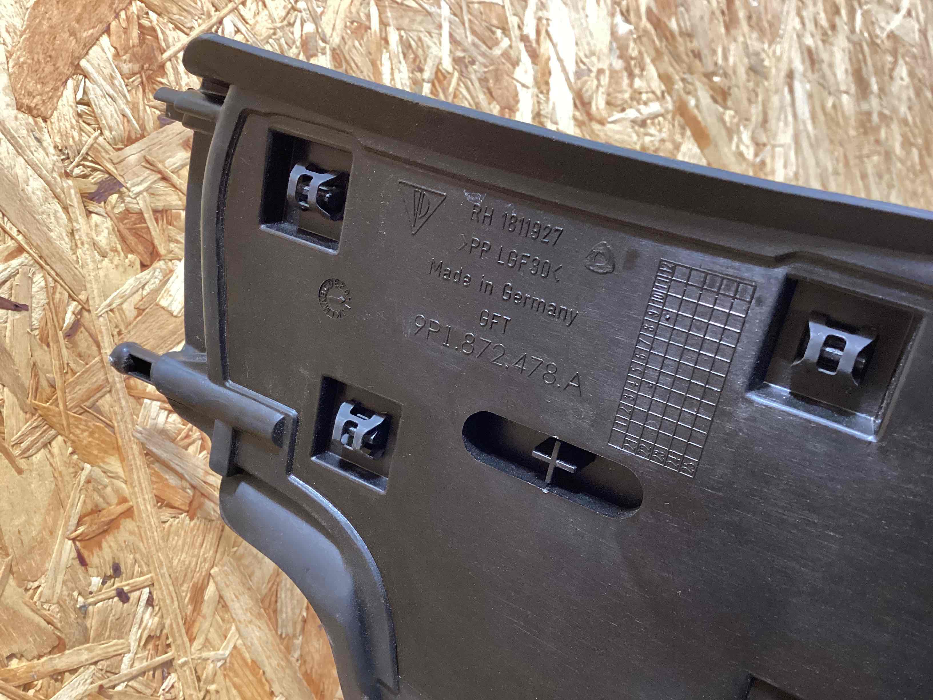 Люк (разное) Porsche 911 240326-117