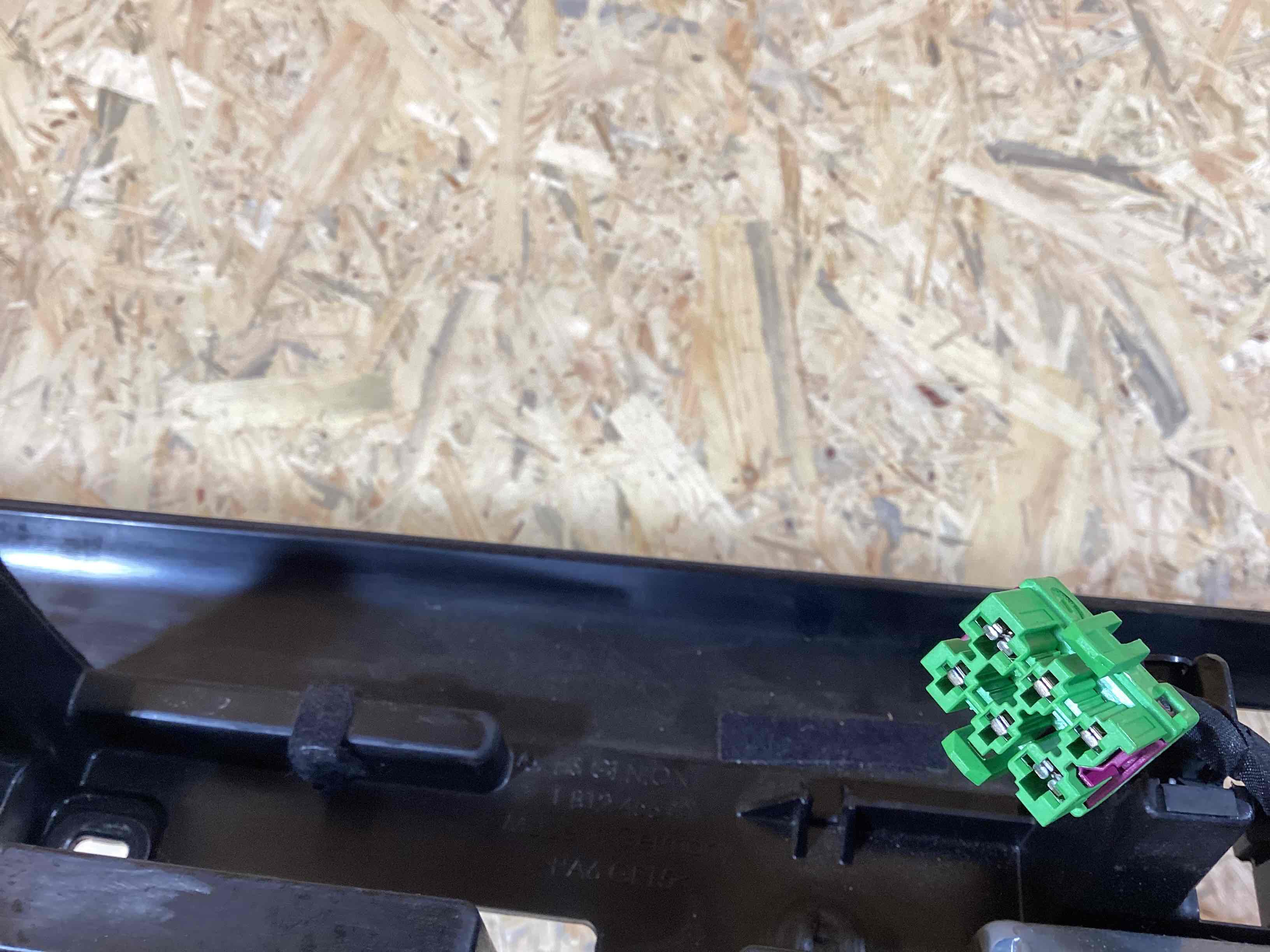 Люк (разное) Porsche 911 240326-117