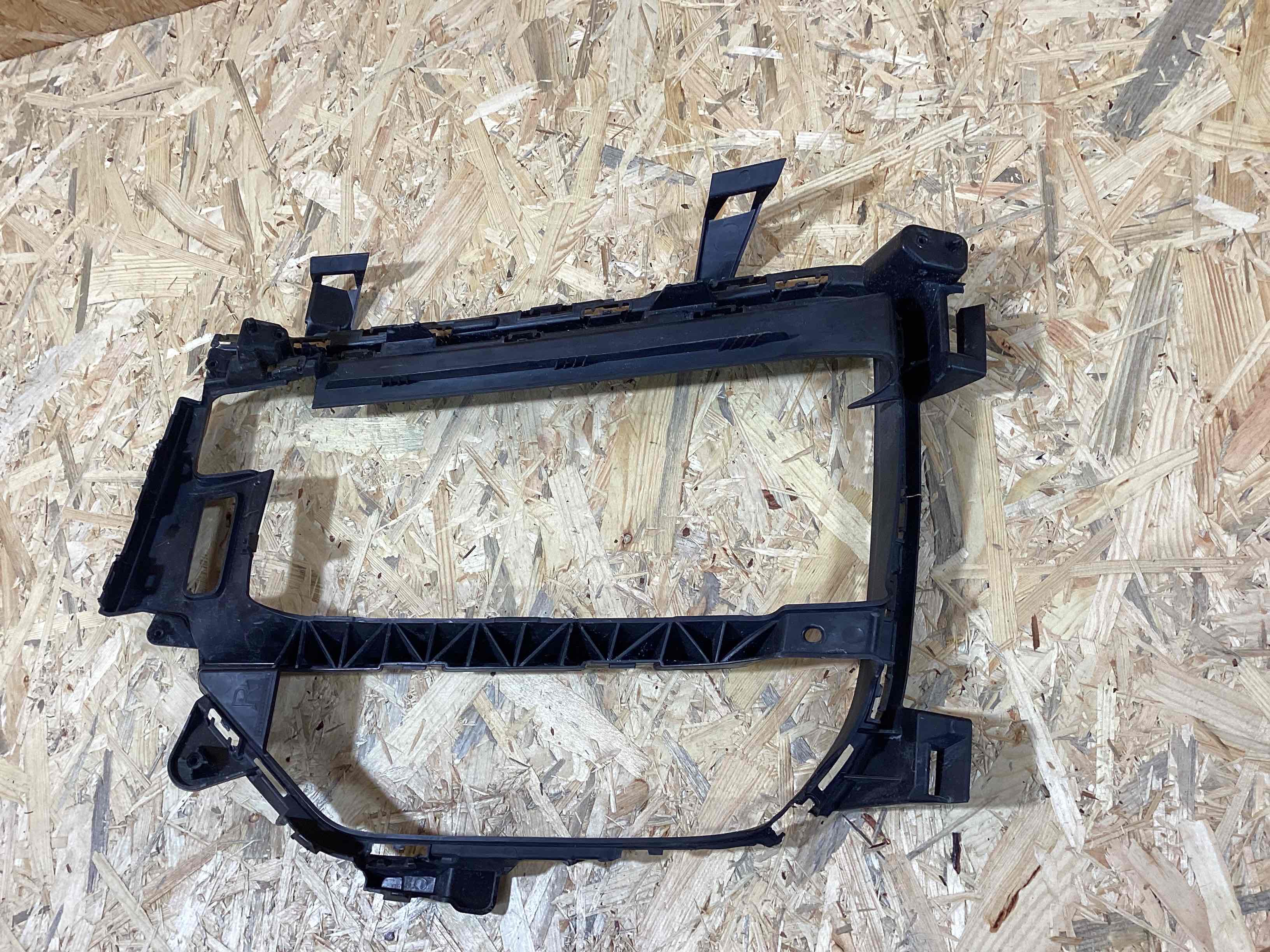 Заглушка, вставка (решетка) в бампер Porsche Cayenne 240326-119