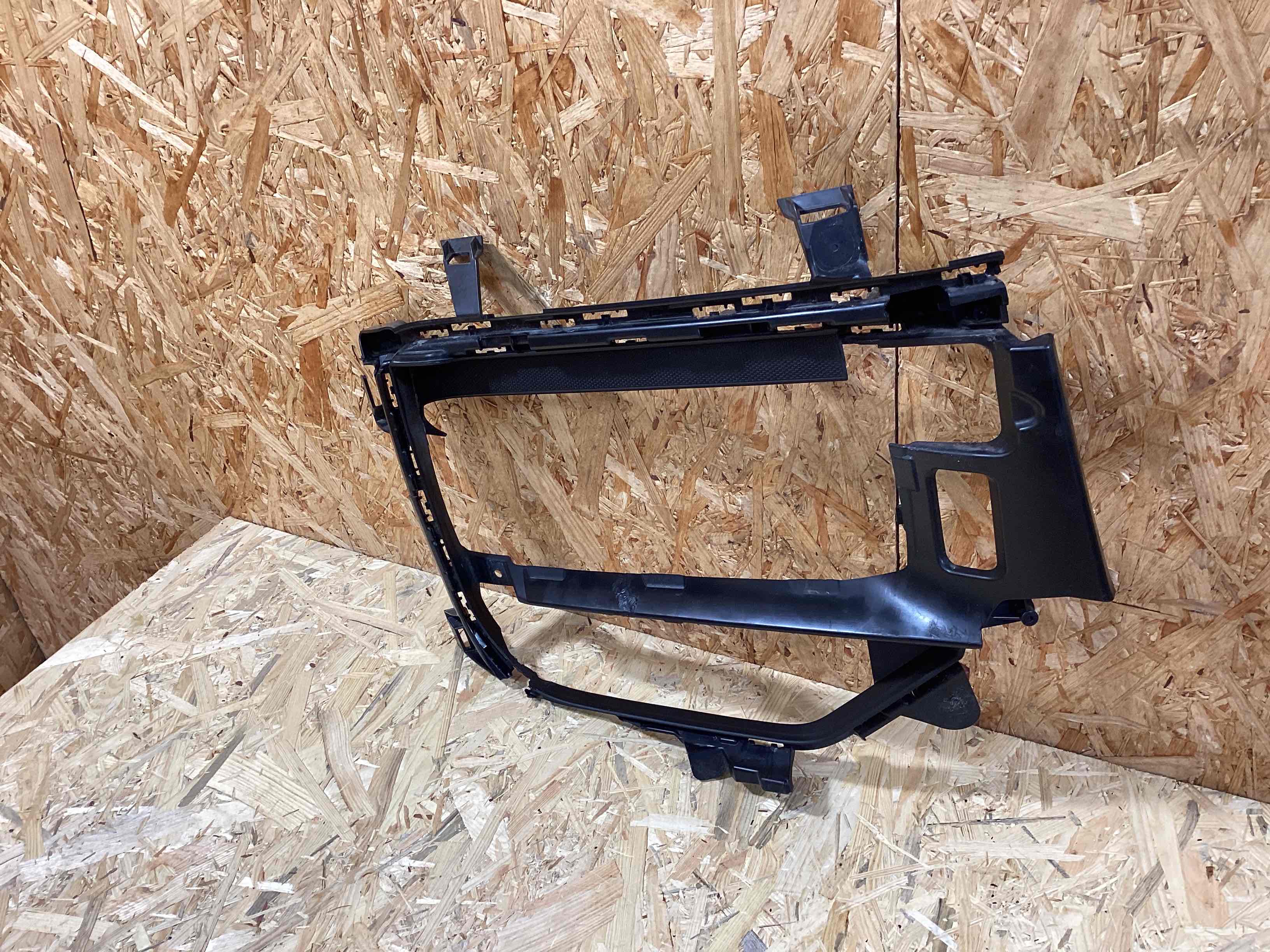 Заглушка, вставка (решетка) в бампер Porsche Cayenne 240326-119