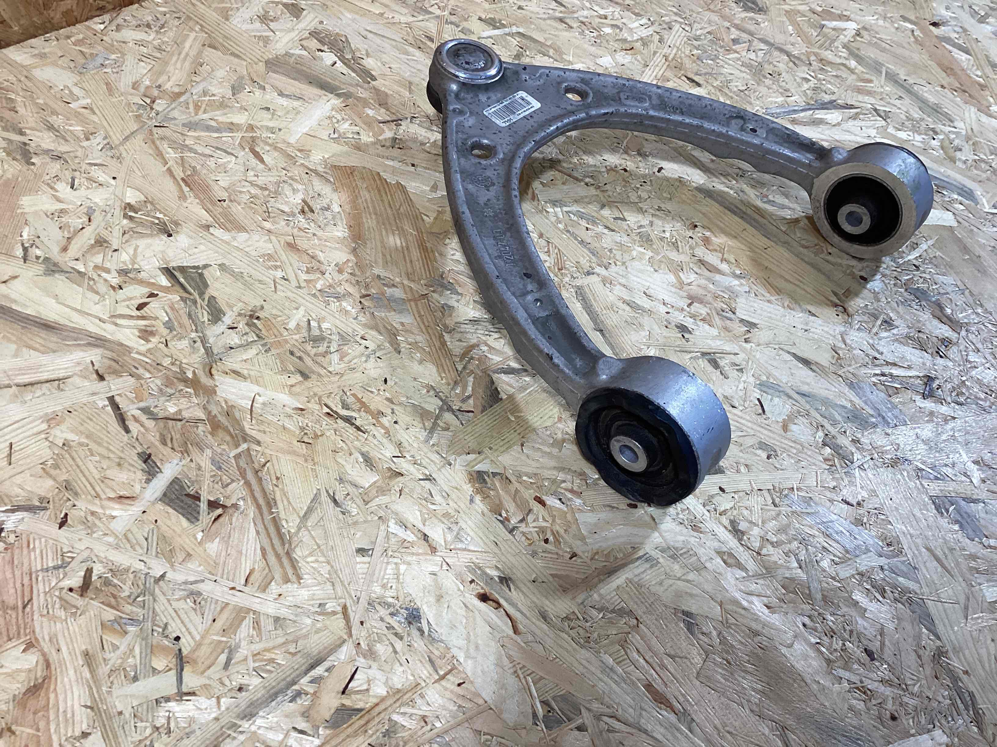 Рычаг передний Porsche Taycan 240326-122