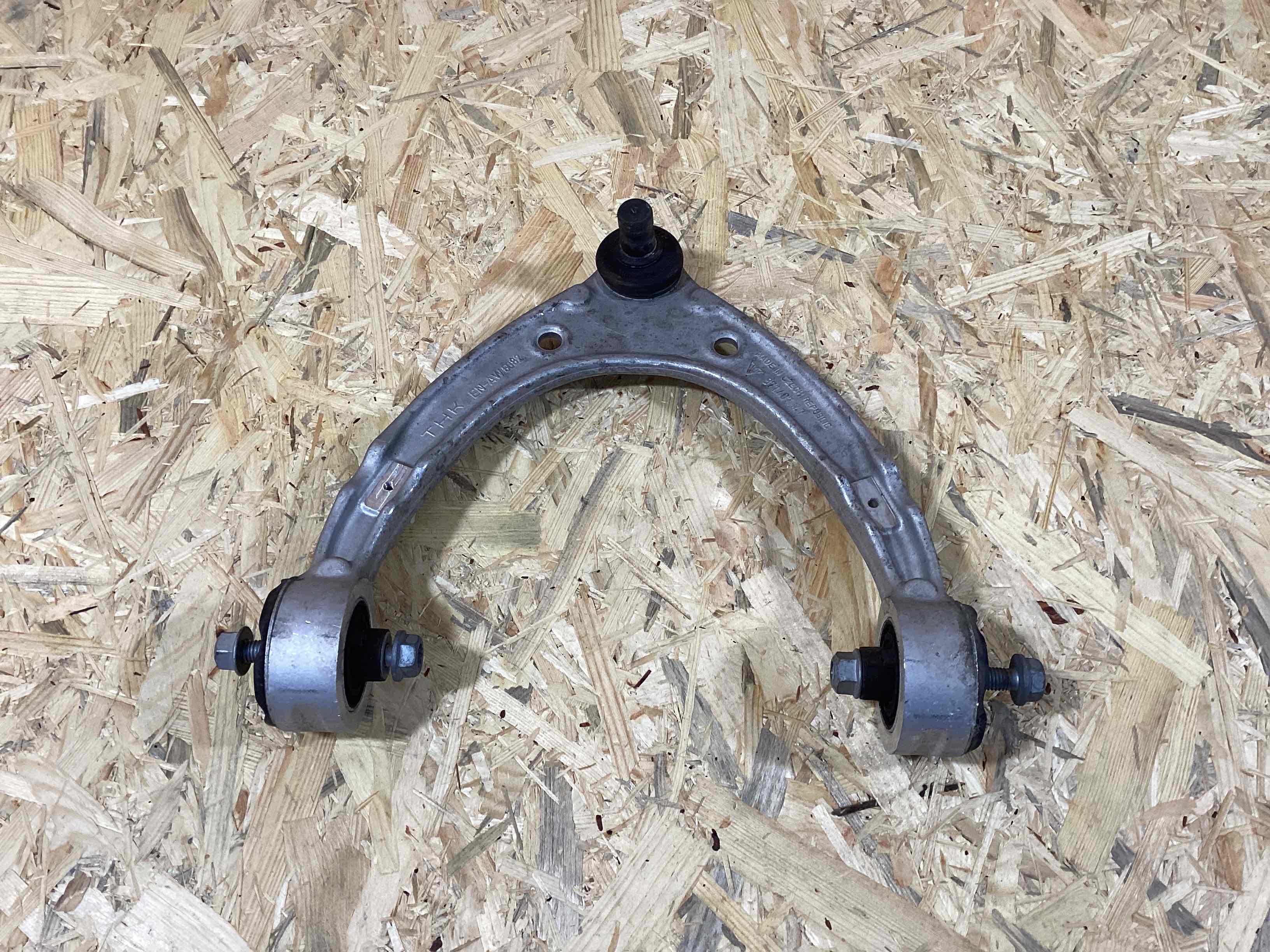 Рычаг передний Porsche Taycan 240326-123