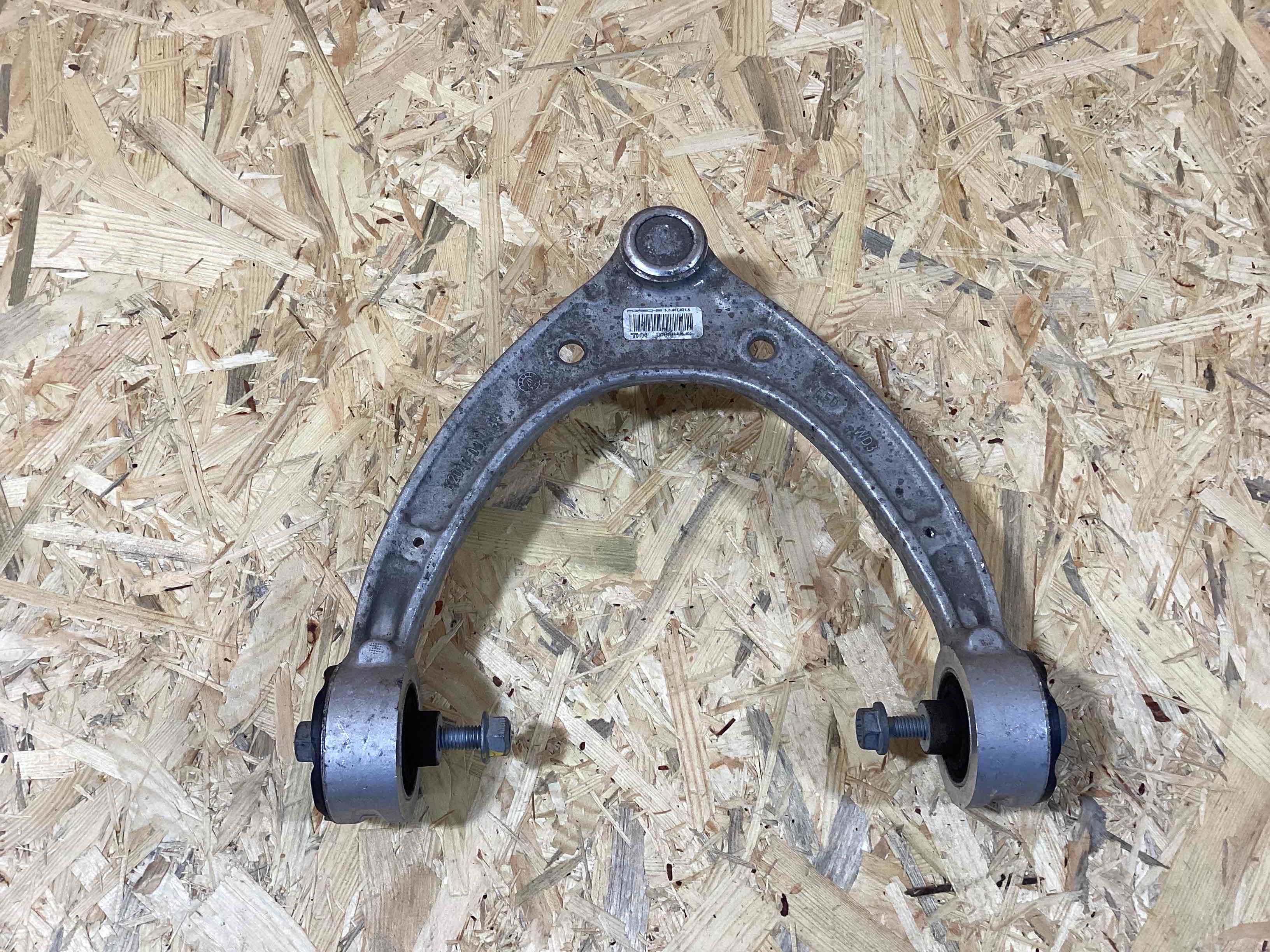 Рычаг передний Porsche Taycan 240326-123