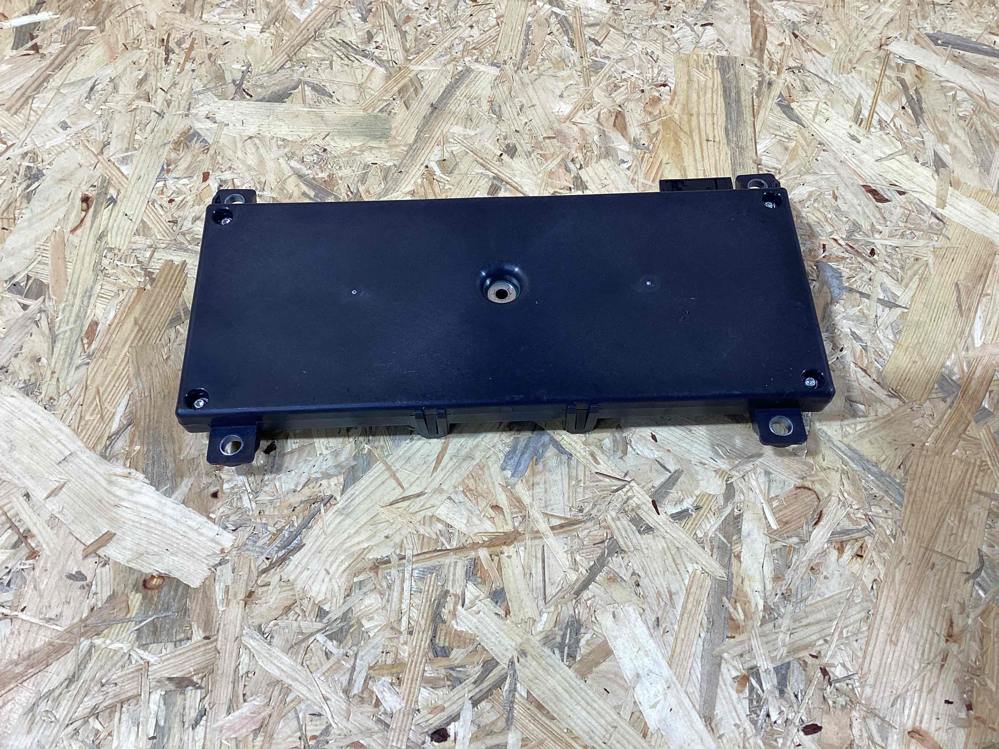 Блок управления (другие) Porsche Taycan 240326-124