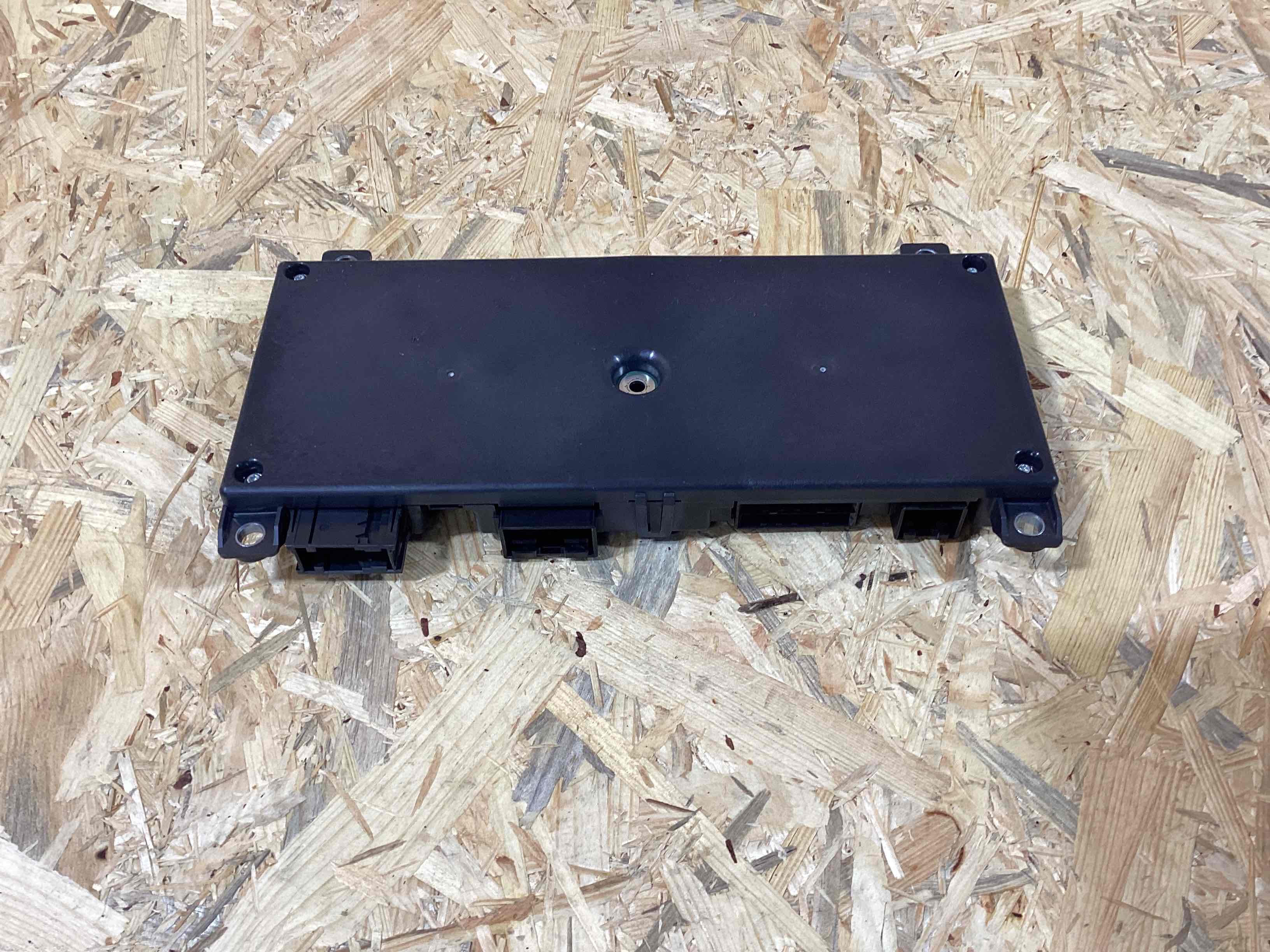 Блок управления (другие) Porsche Taycan 240326-124