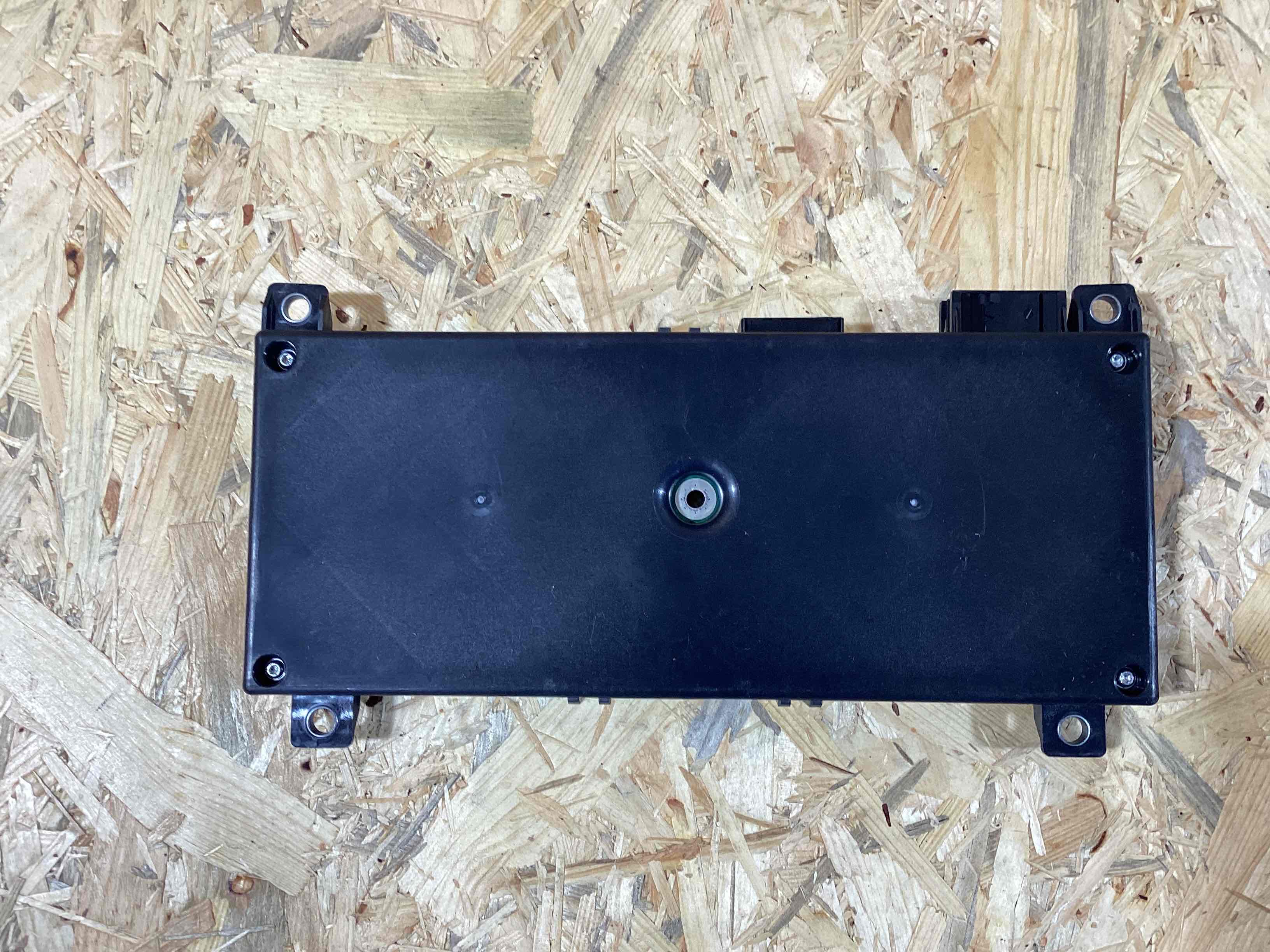 Блок управления (другие) Porsche Taycan 240326-124