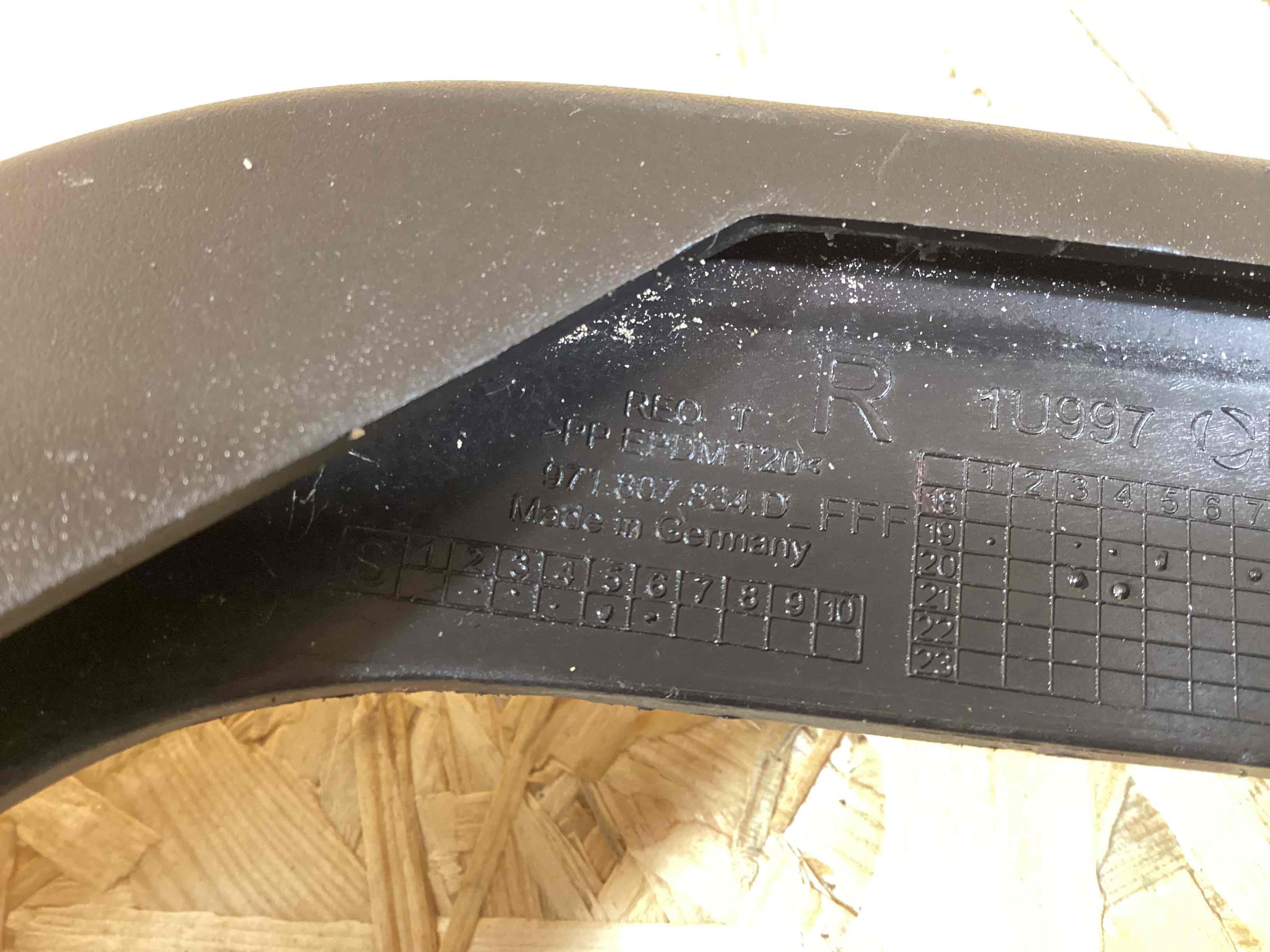 Заглушка, вставка (решетка) в бампер Porsche Panamera 240426-126