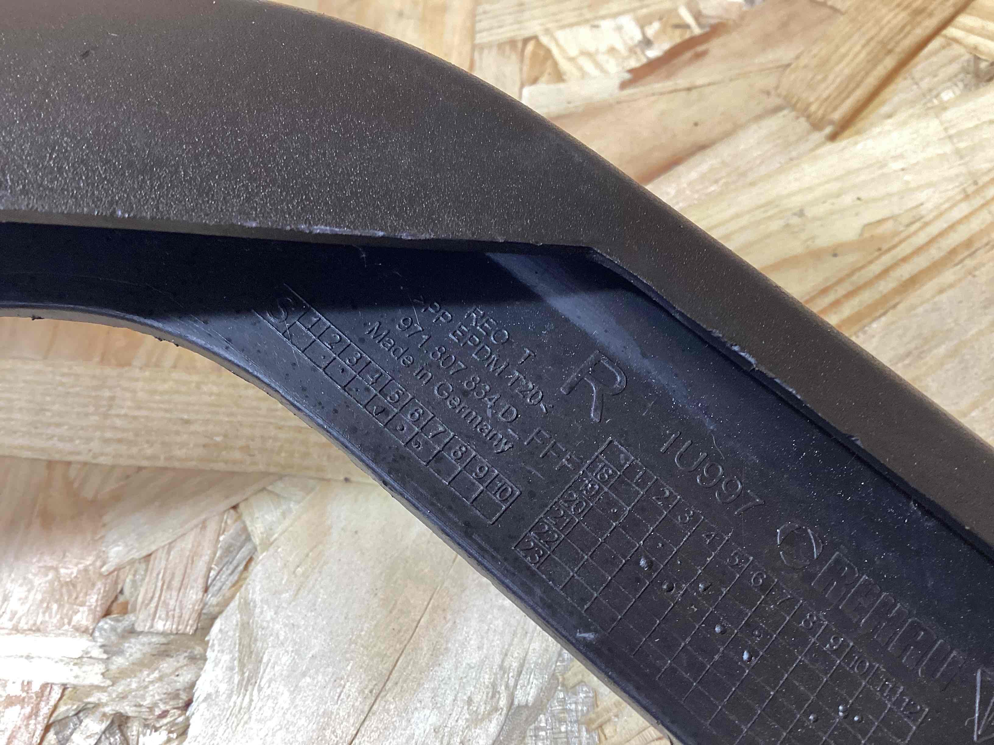 Заглушка, вставка (решетка) в бампер Porsche Panamera 240426-128