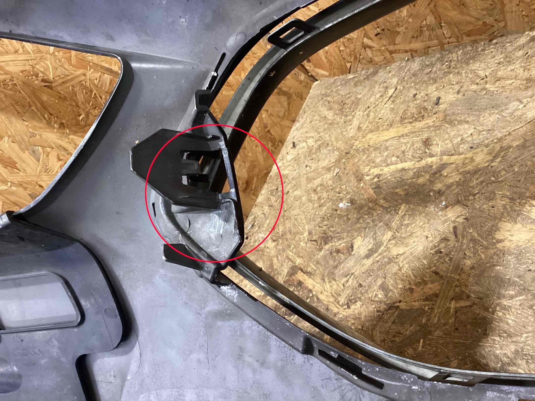 Бампер передній BMW 2 серия 240926-102