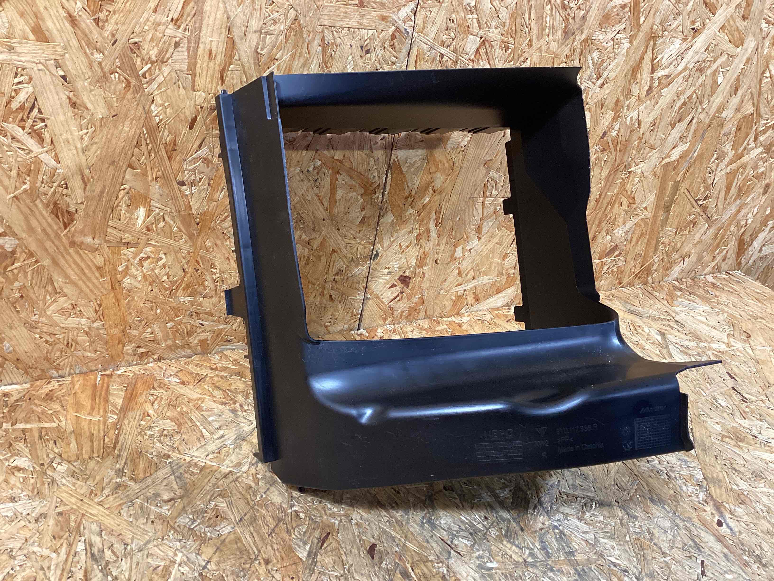 Воздуховод Porsche Cayenne 241025-115