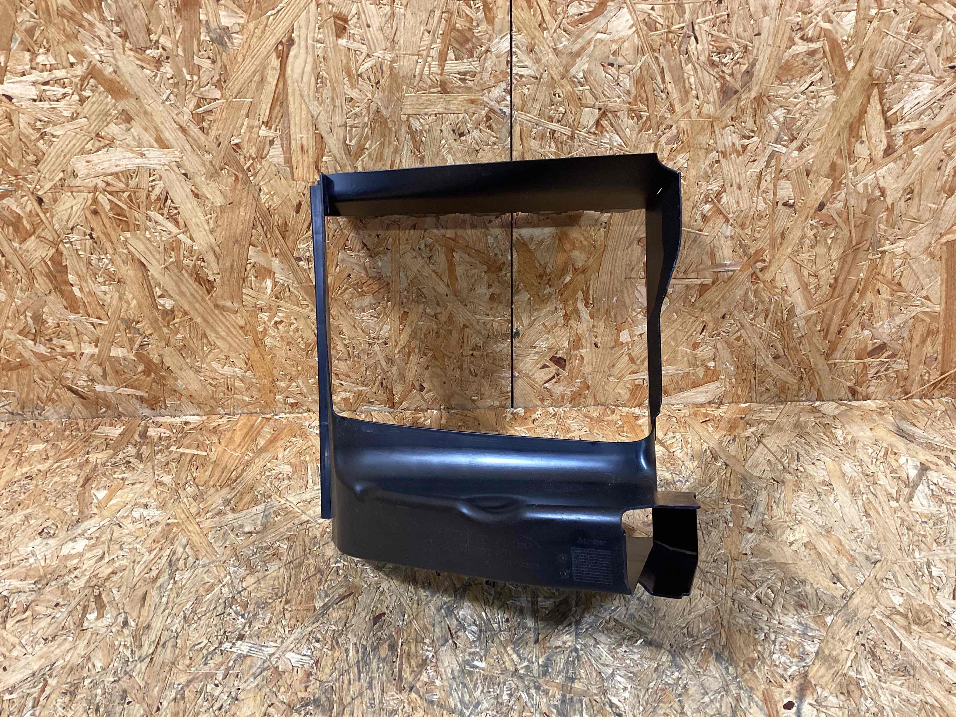 Воздуховод Porsche Cayenne 241025-116