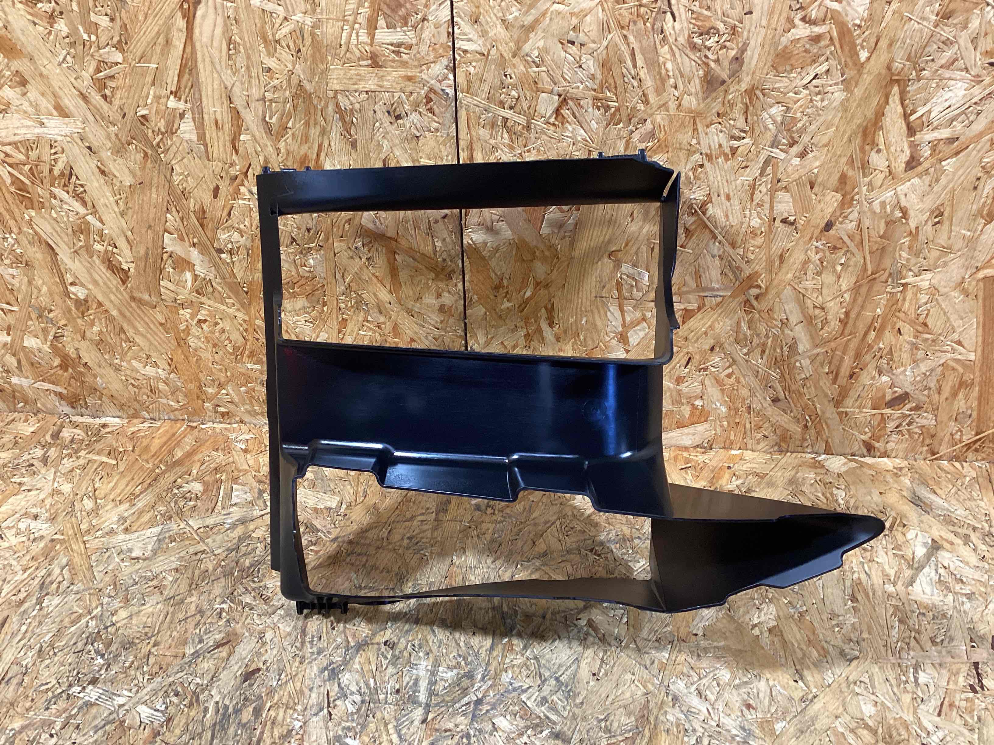 Воздуховод Porsche Cayenne 241025-147