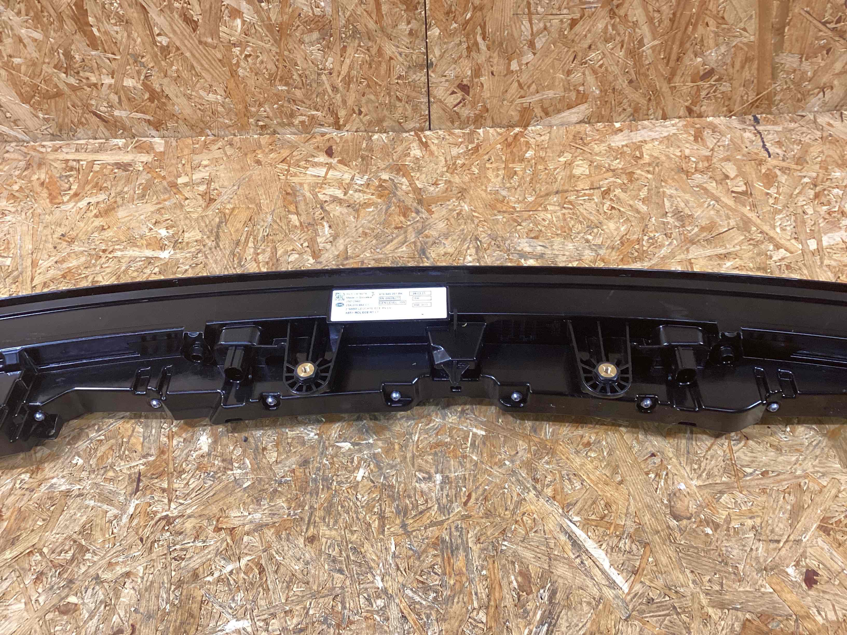 Фонарь стоп-сигнал Porsche Panamera 241125-125