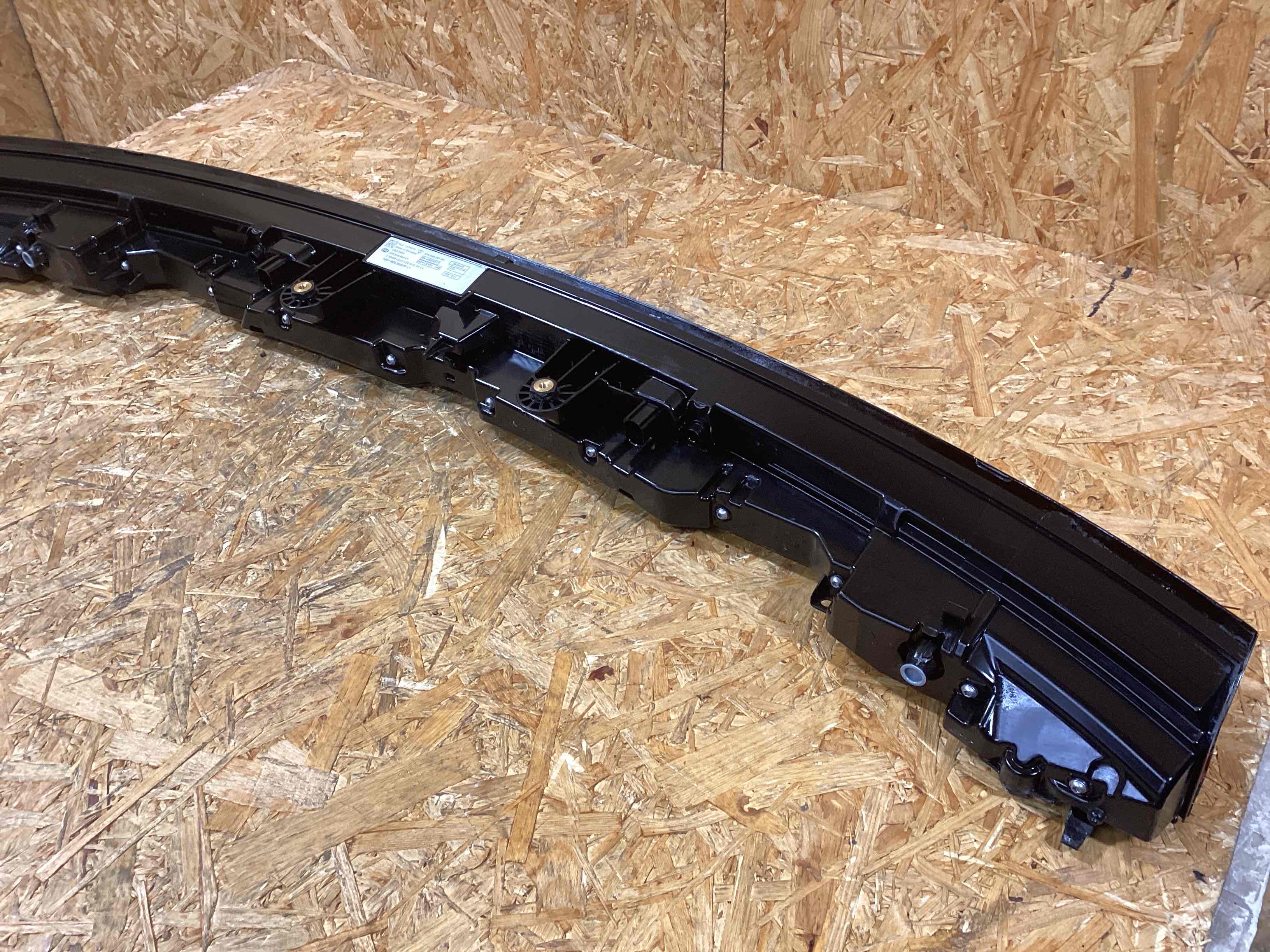 Фонарь стоп-сигнал Porsche Panamera 241125-125