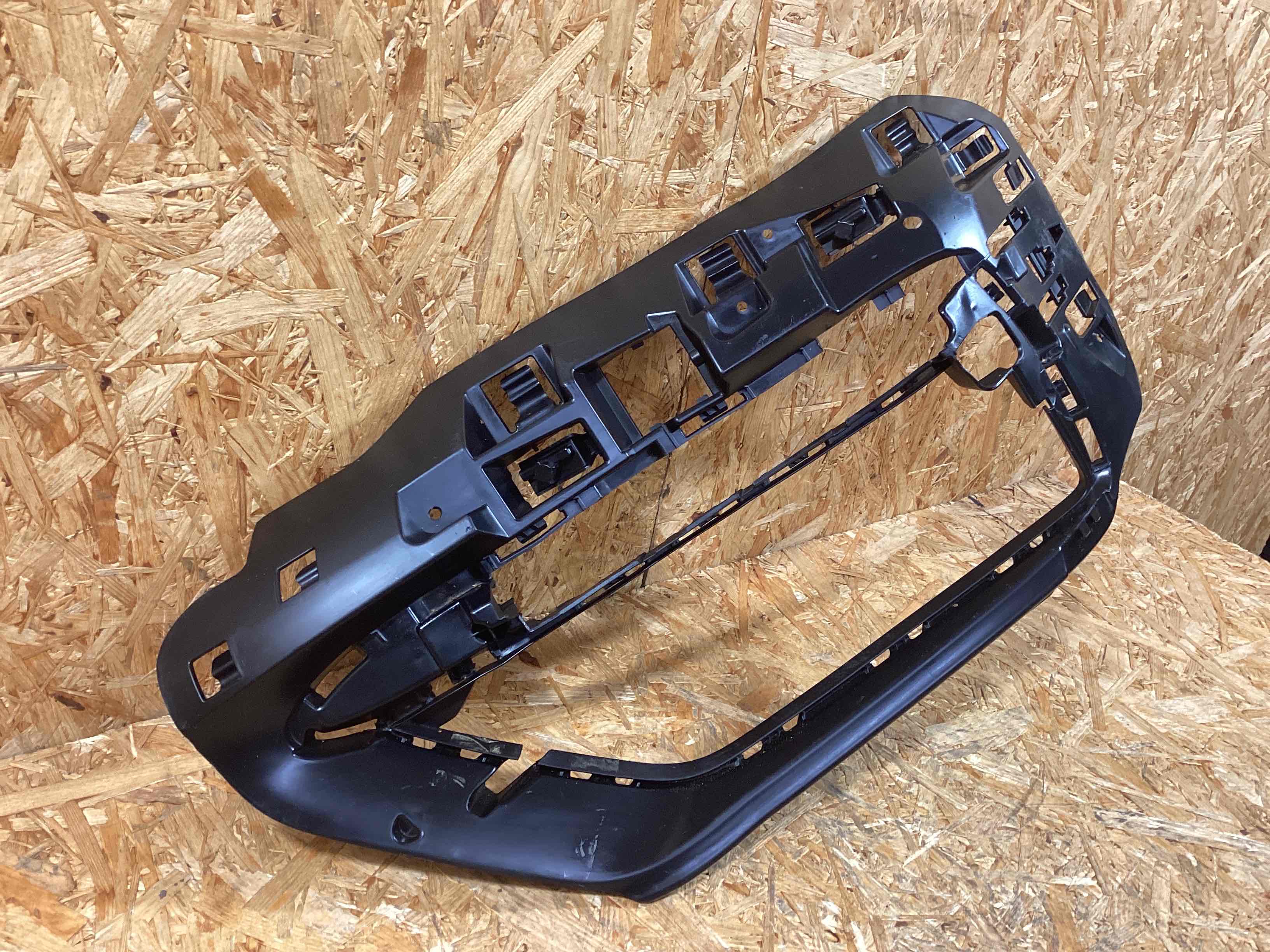 Заглушка, вставка (решетка) в бампер Porsche 911 241125-132