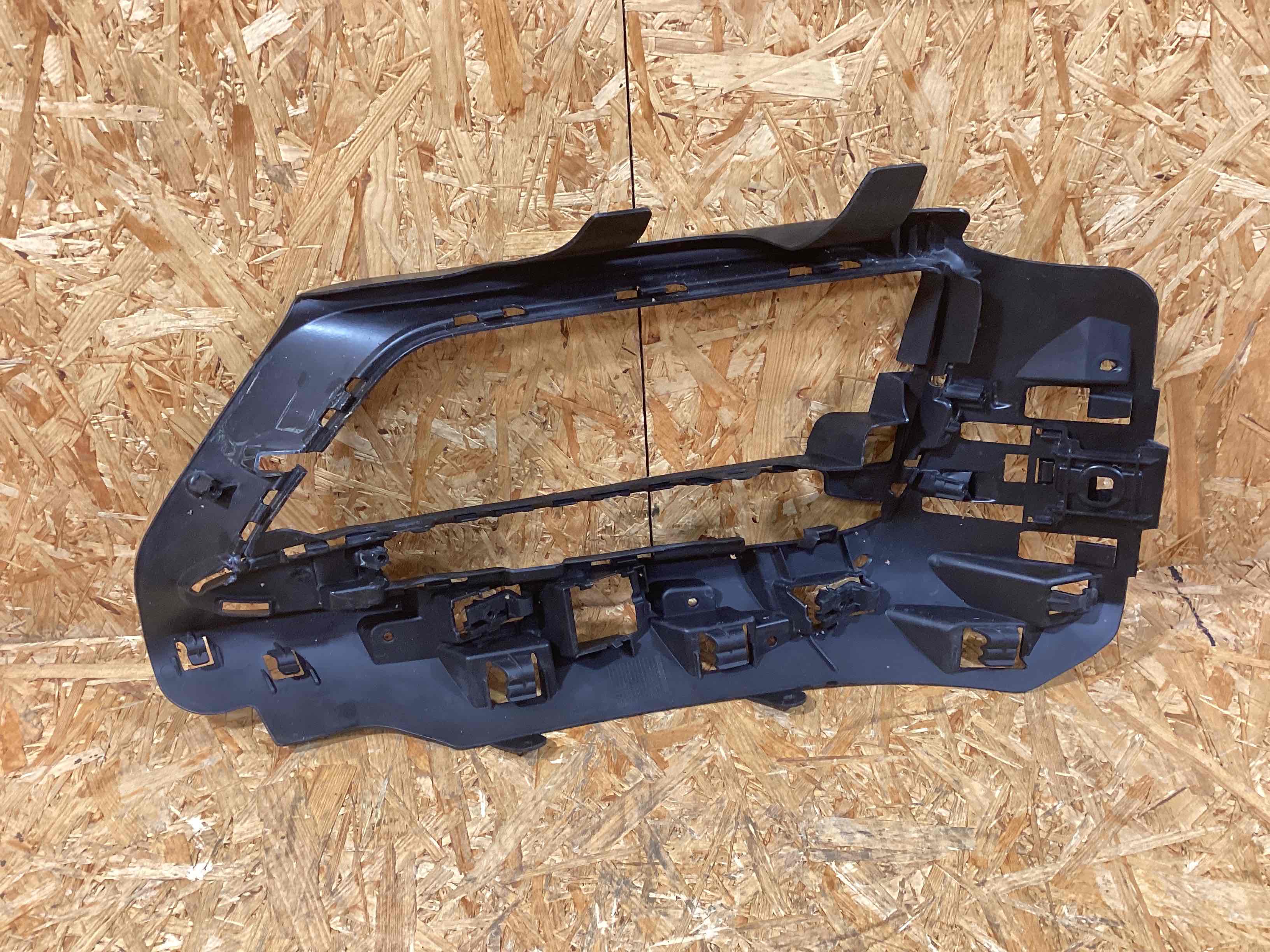 Заглушка, вставка (решетка) в бампер Porsche 911 241125-132