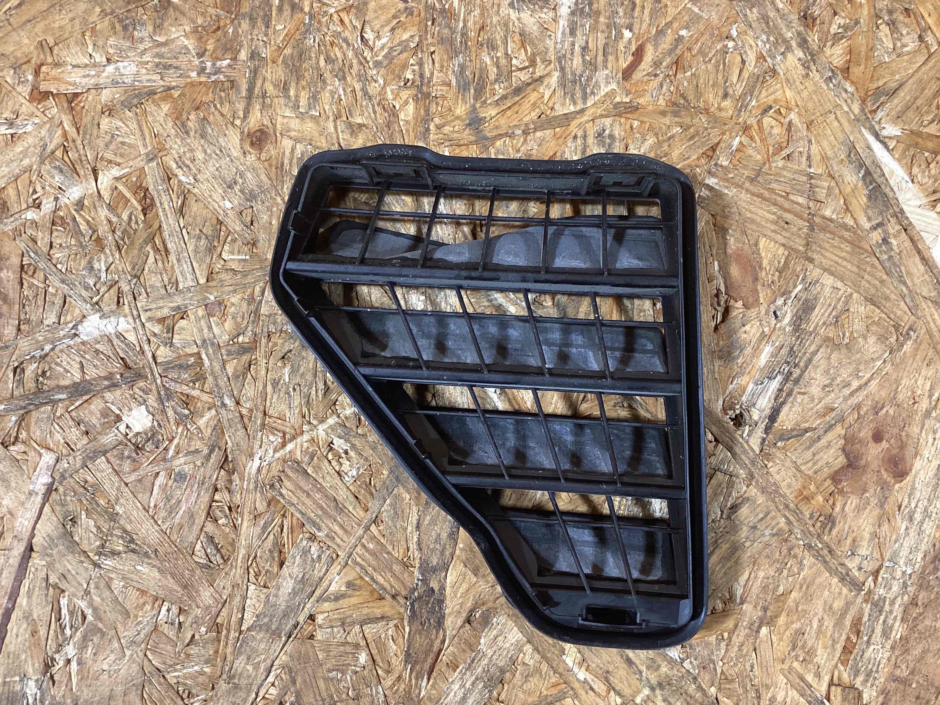 Воздуховод Porsche 911 241125-133