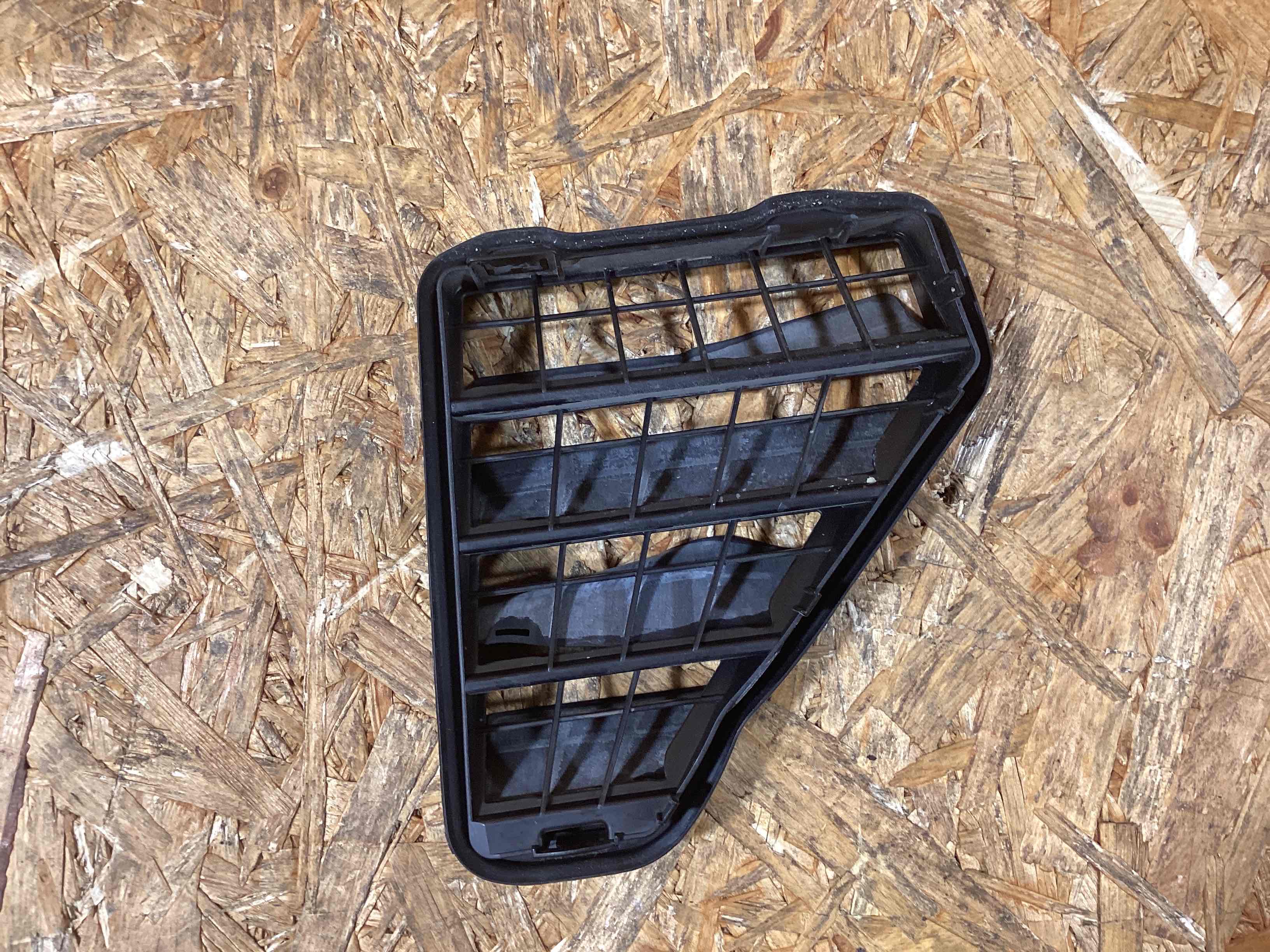 Воздуховод Porsche 911 241125-134