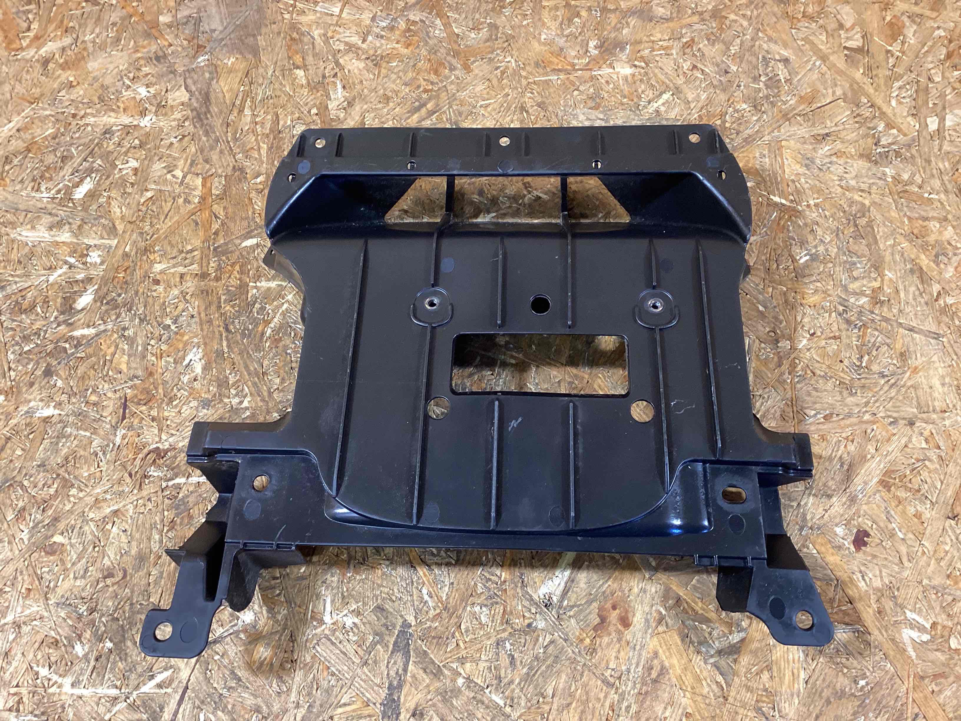 Защита днища кузова Porsche Macan 250226-103